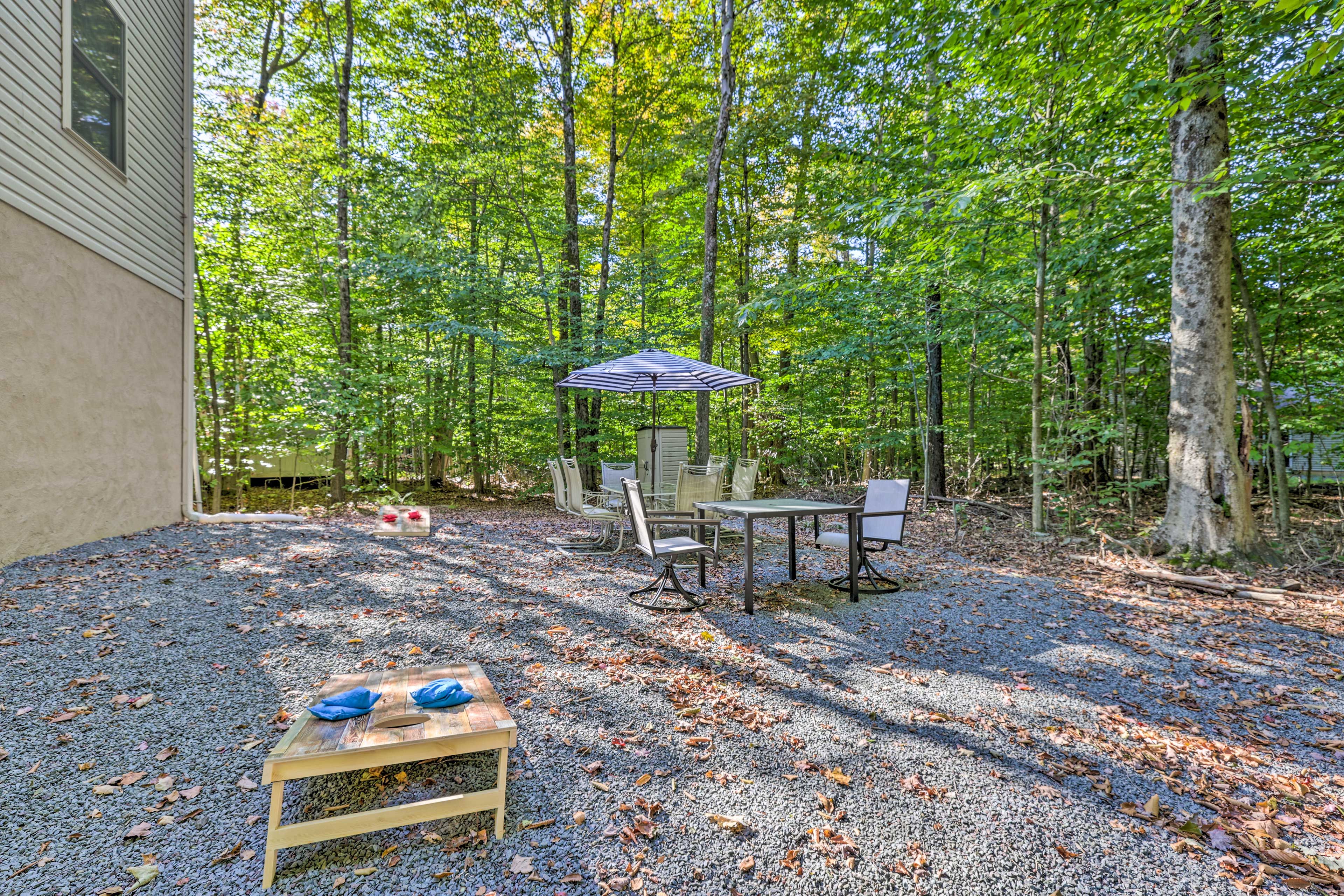 Private Exterior Space | Cornhole | Dining Area