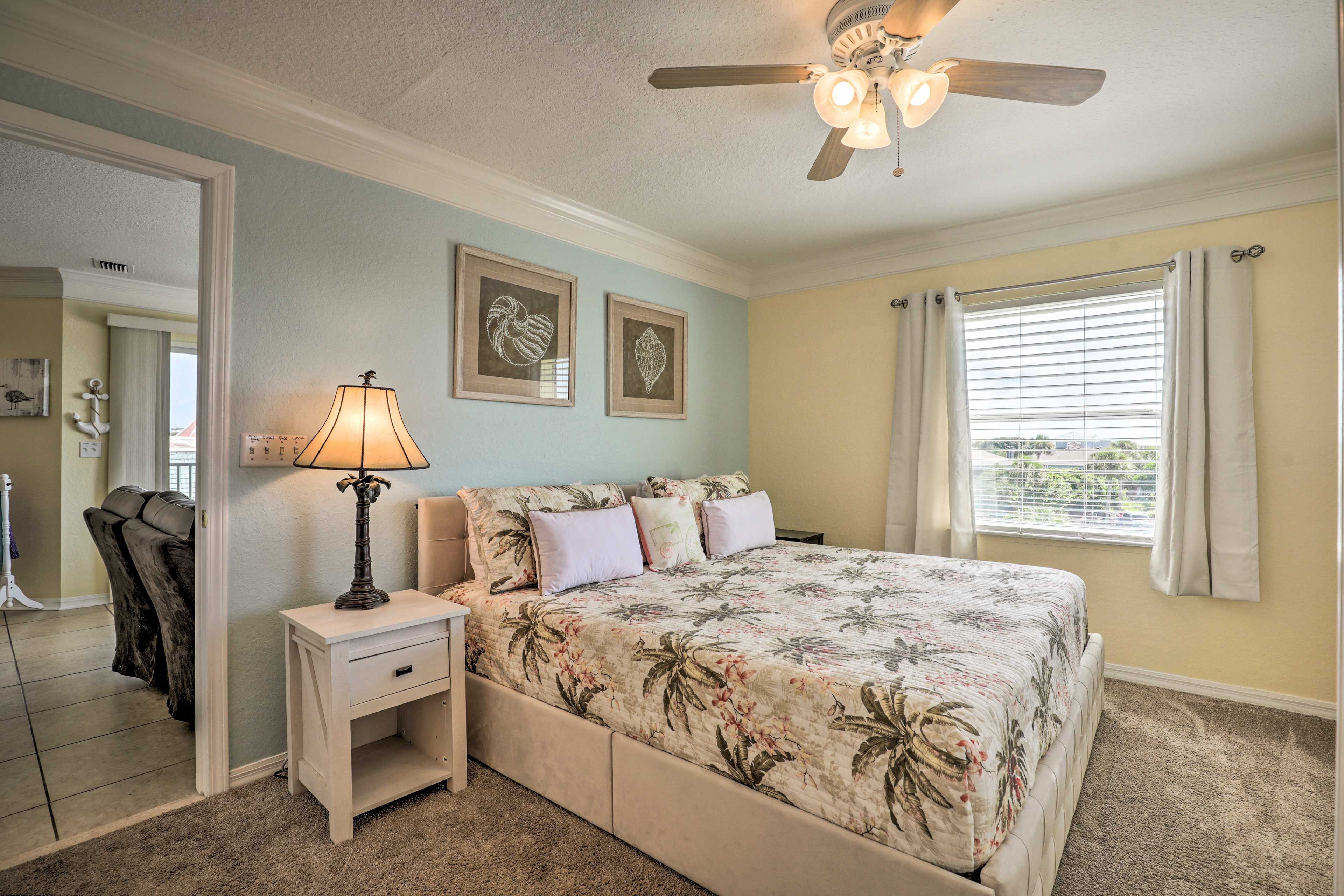 Bedroom | King Bed