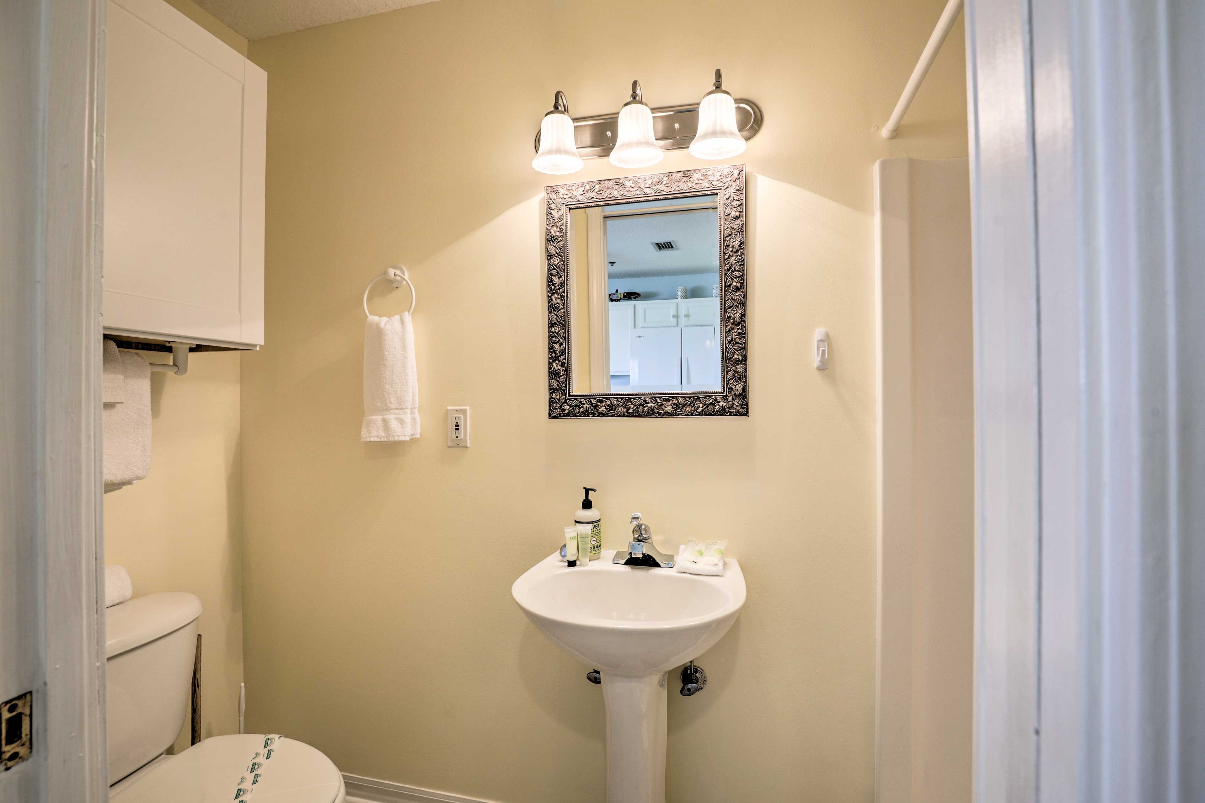 Full Bathroom