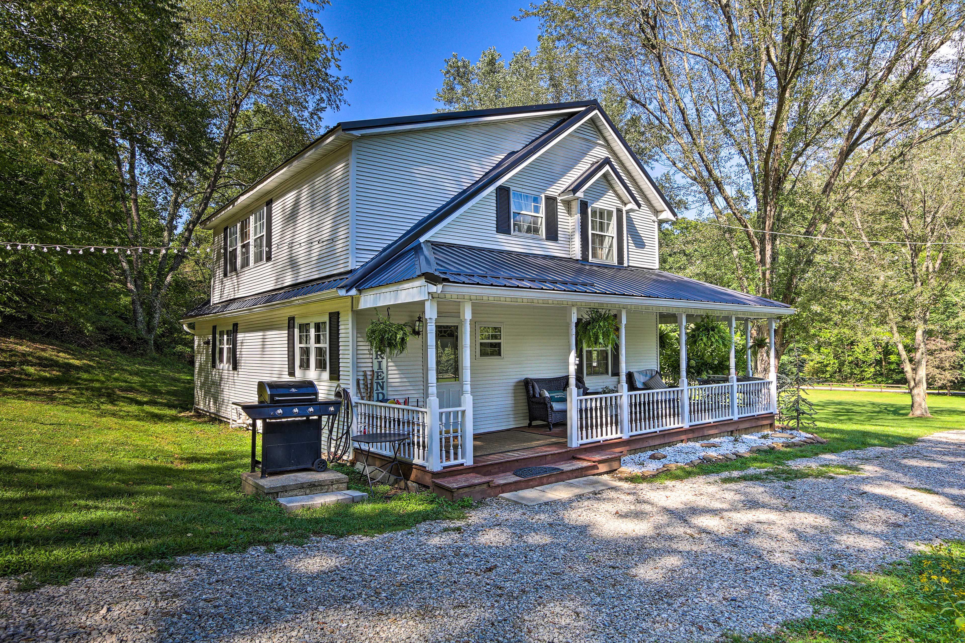 Exterior | Gas Grill