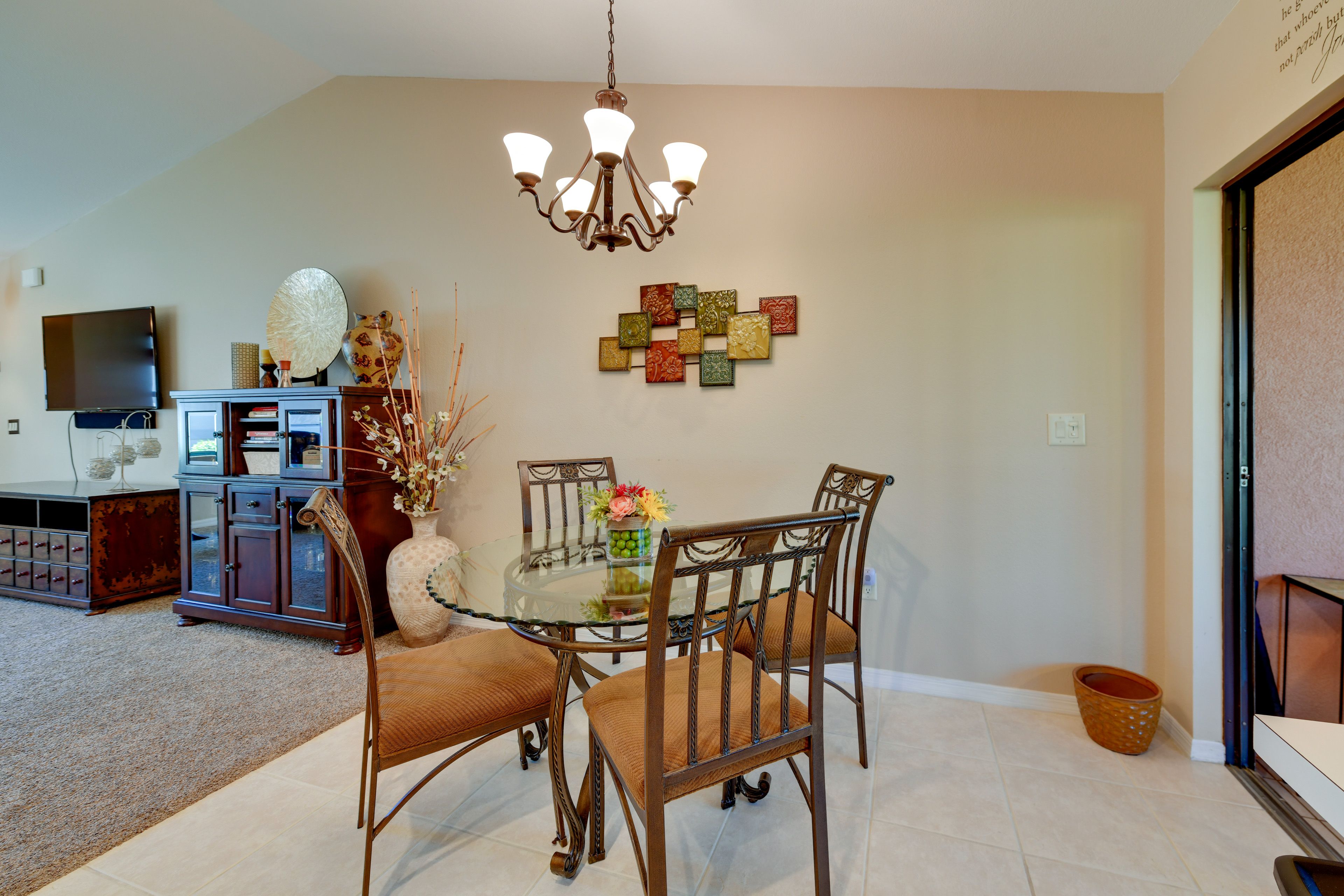 Dining Space | Dishware & Flatware