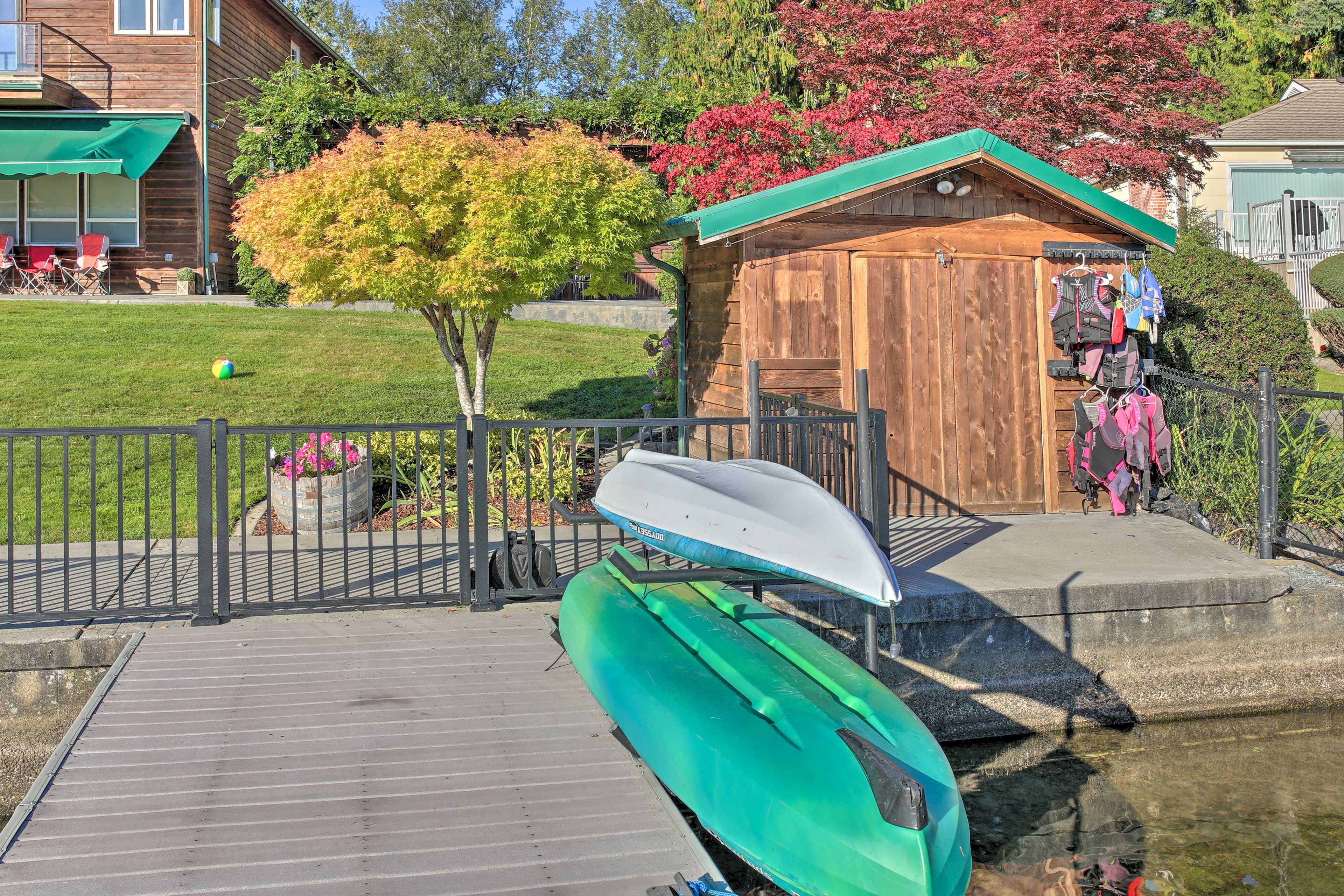 Dock & Boat Slip | Kayaks Provided