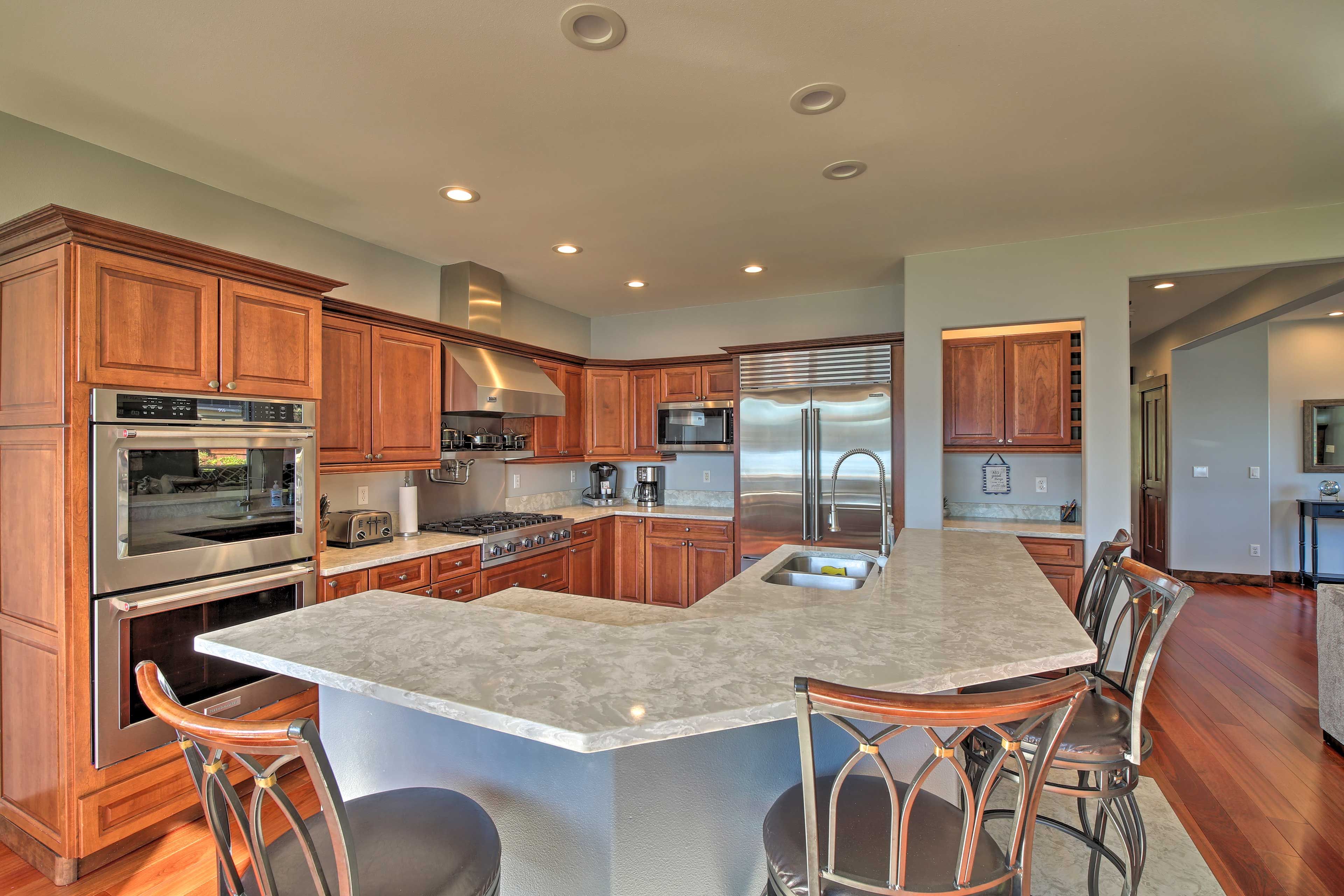 Kitchen | Fully Equipped