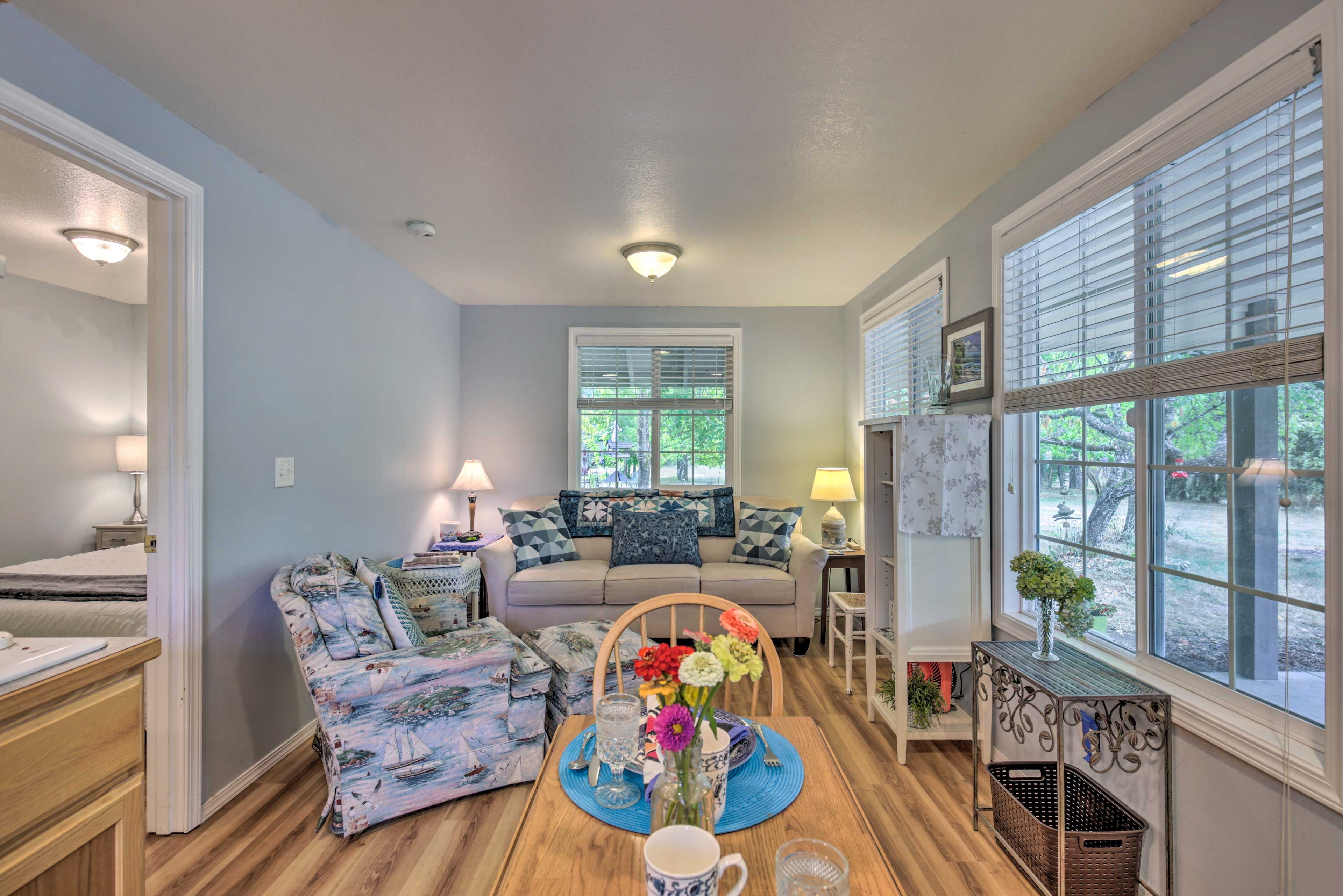 Main Living Space | Central AC/Heat | Free WiFi