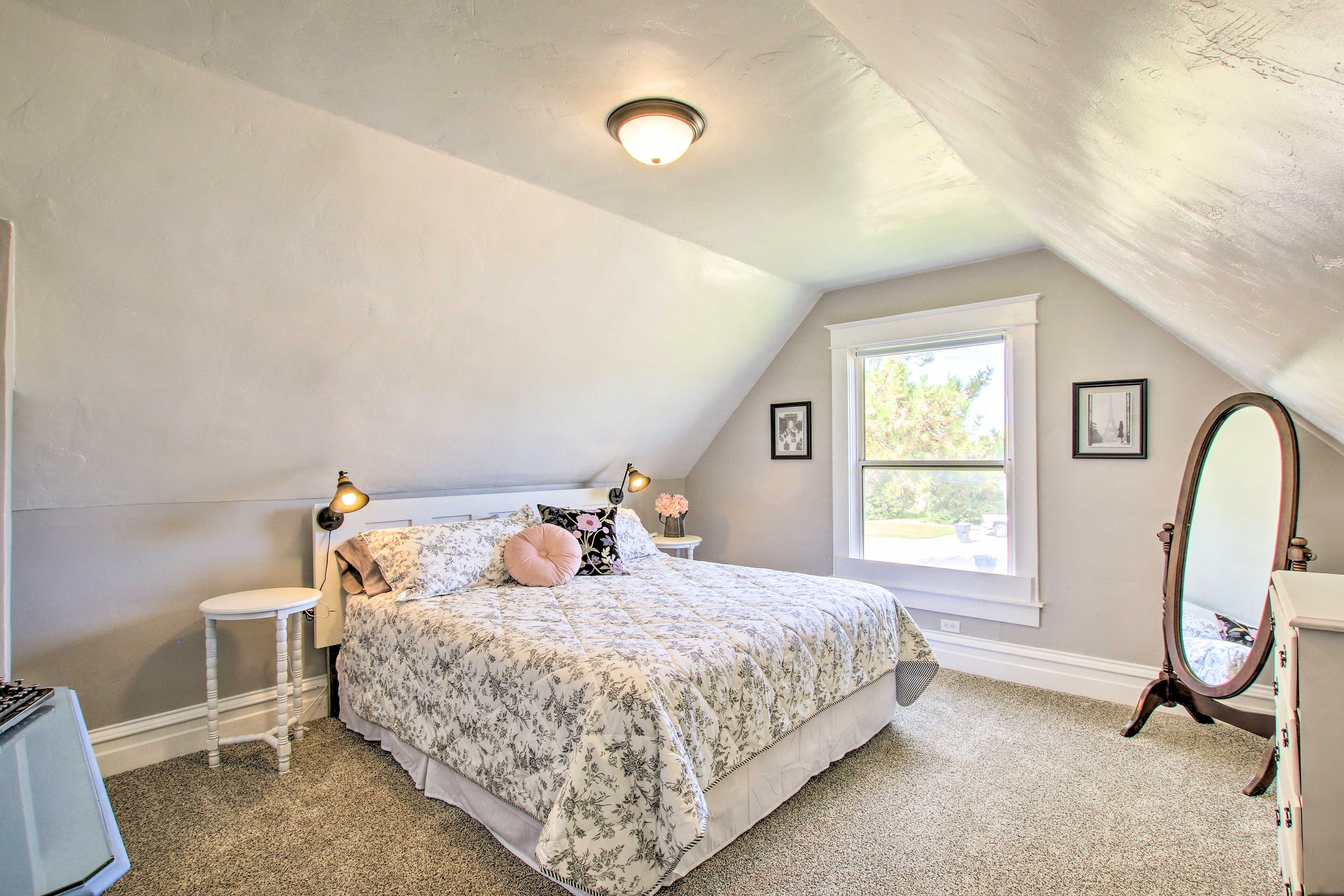Bedroom 1 | King Bed | 2nd Floor | Stairs Required to Access