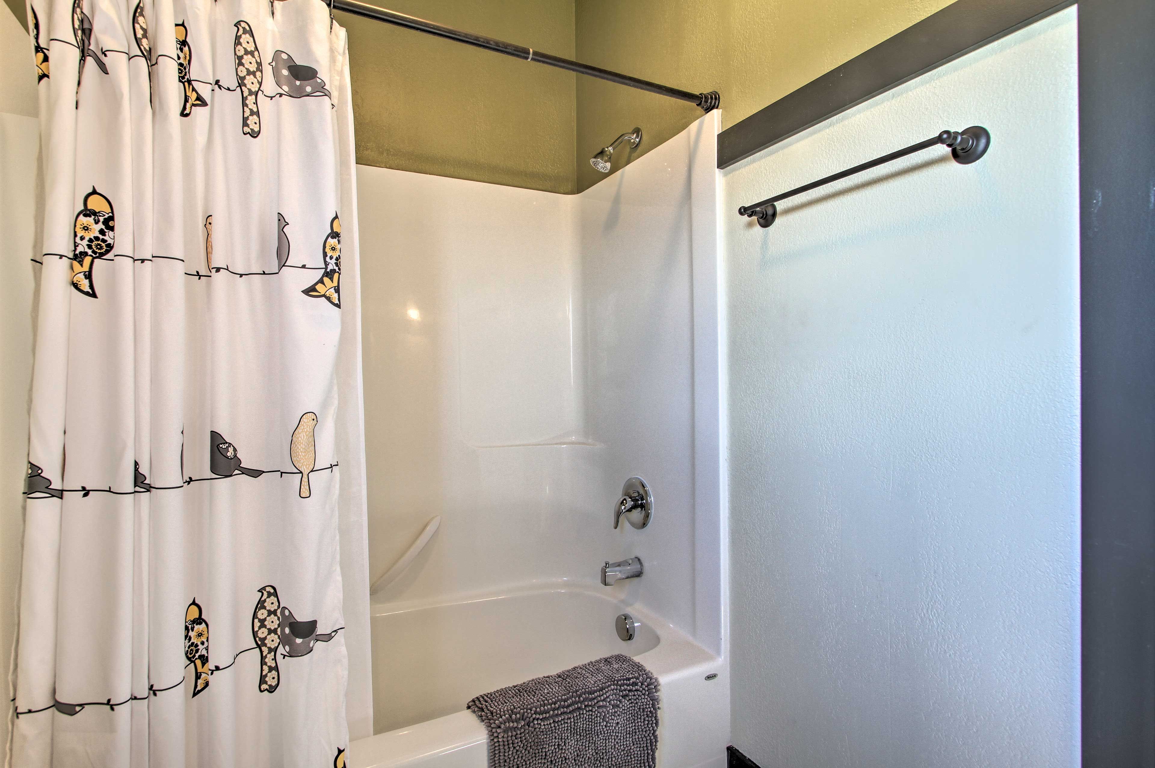 Full Bathroom