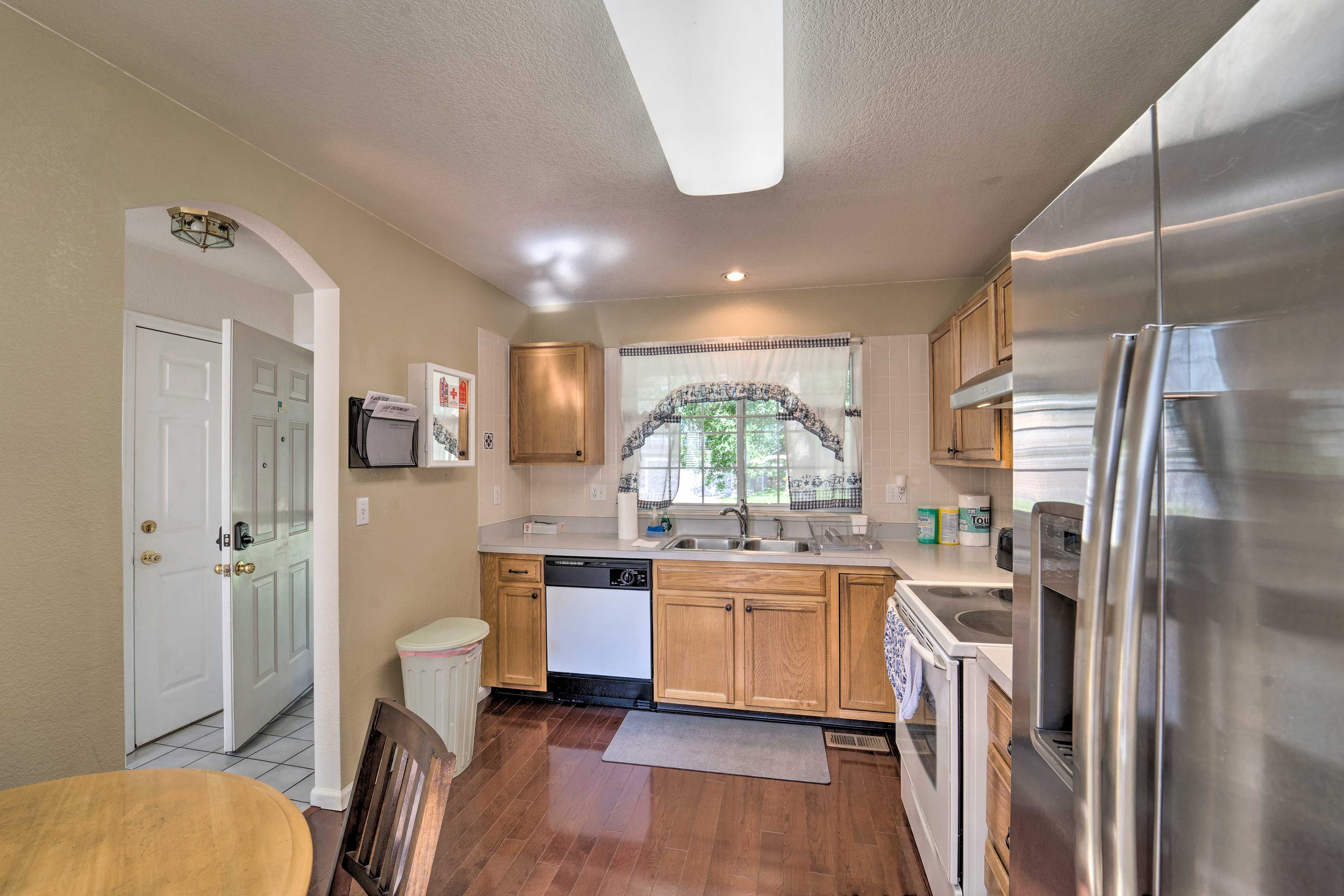 Kitchen | Fully Equipped