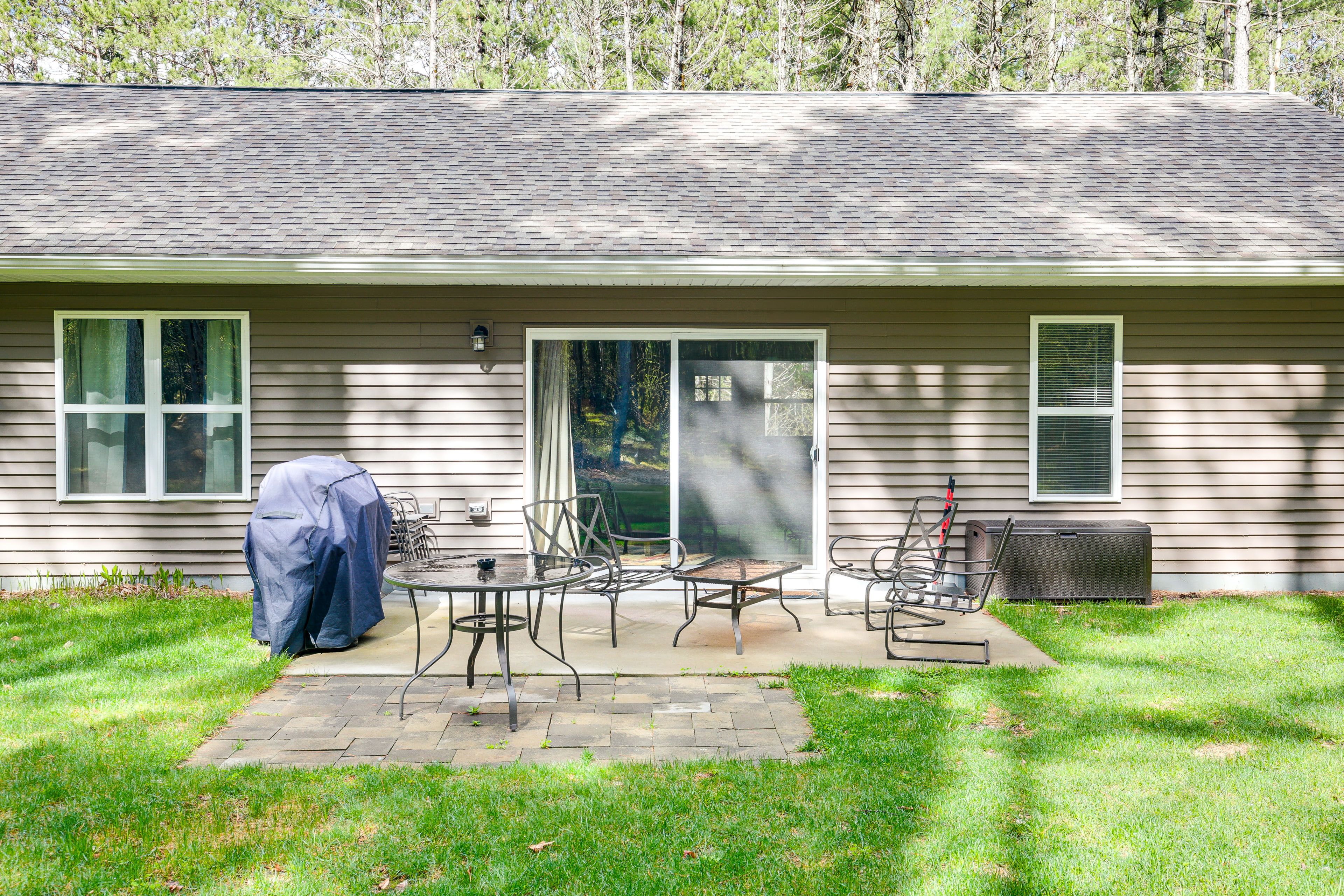 Summer Exterior | Patio | Backyard | Gas Grill | Fire Pit