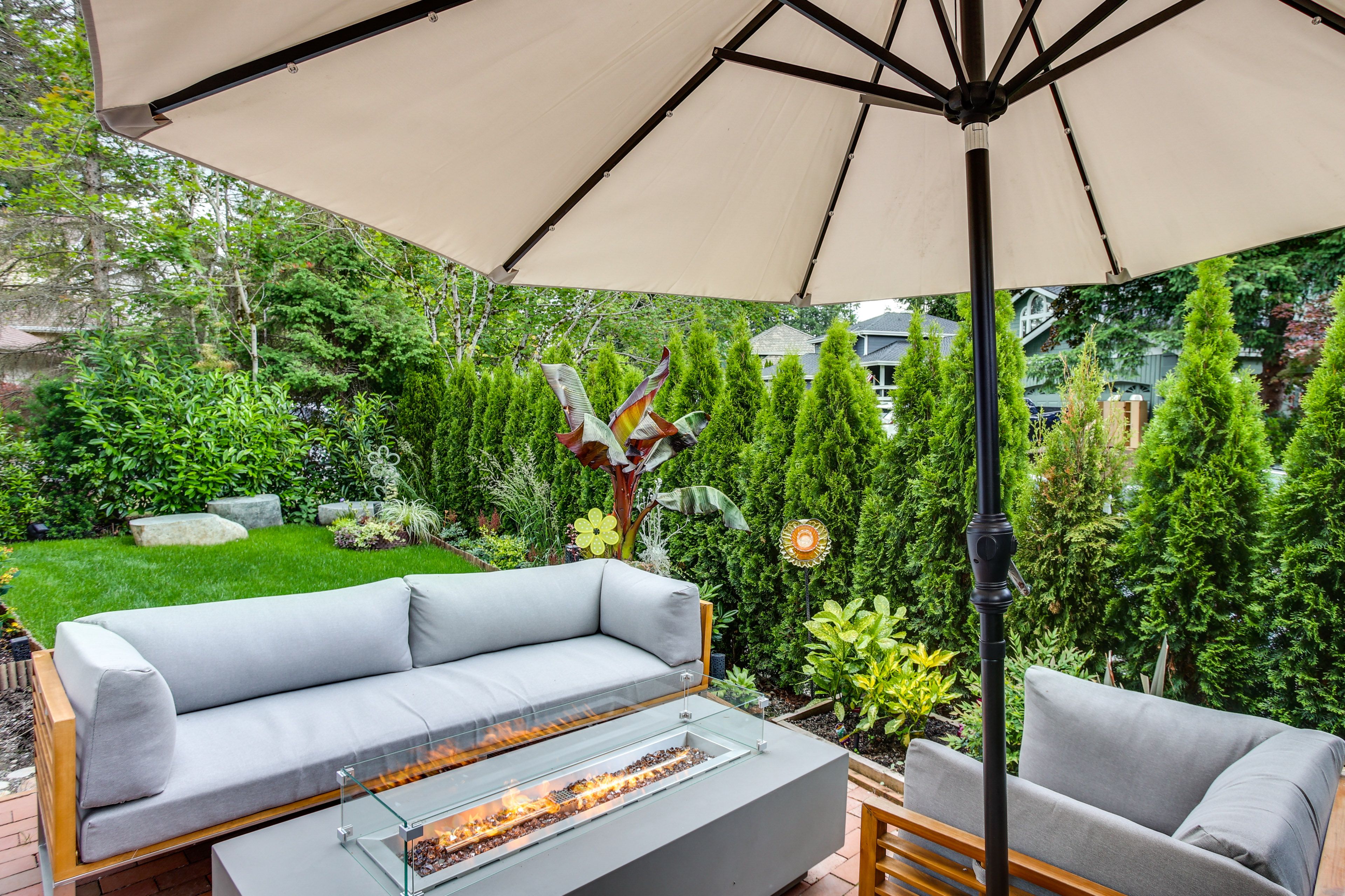 Private Patio | Fire Table