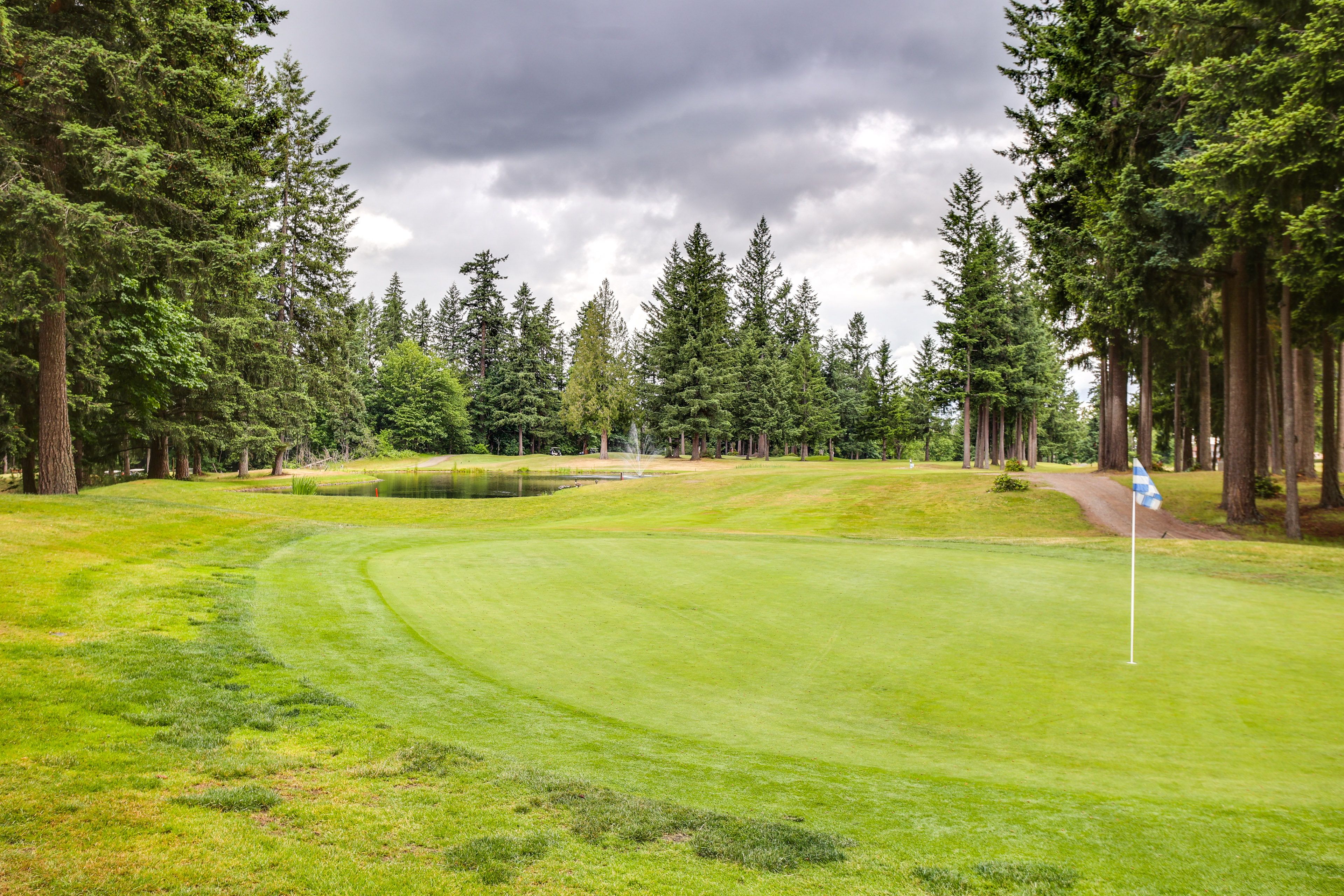 Lake Wilderness Country Club Community Amenities
