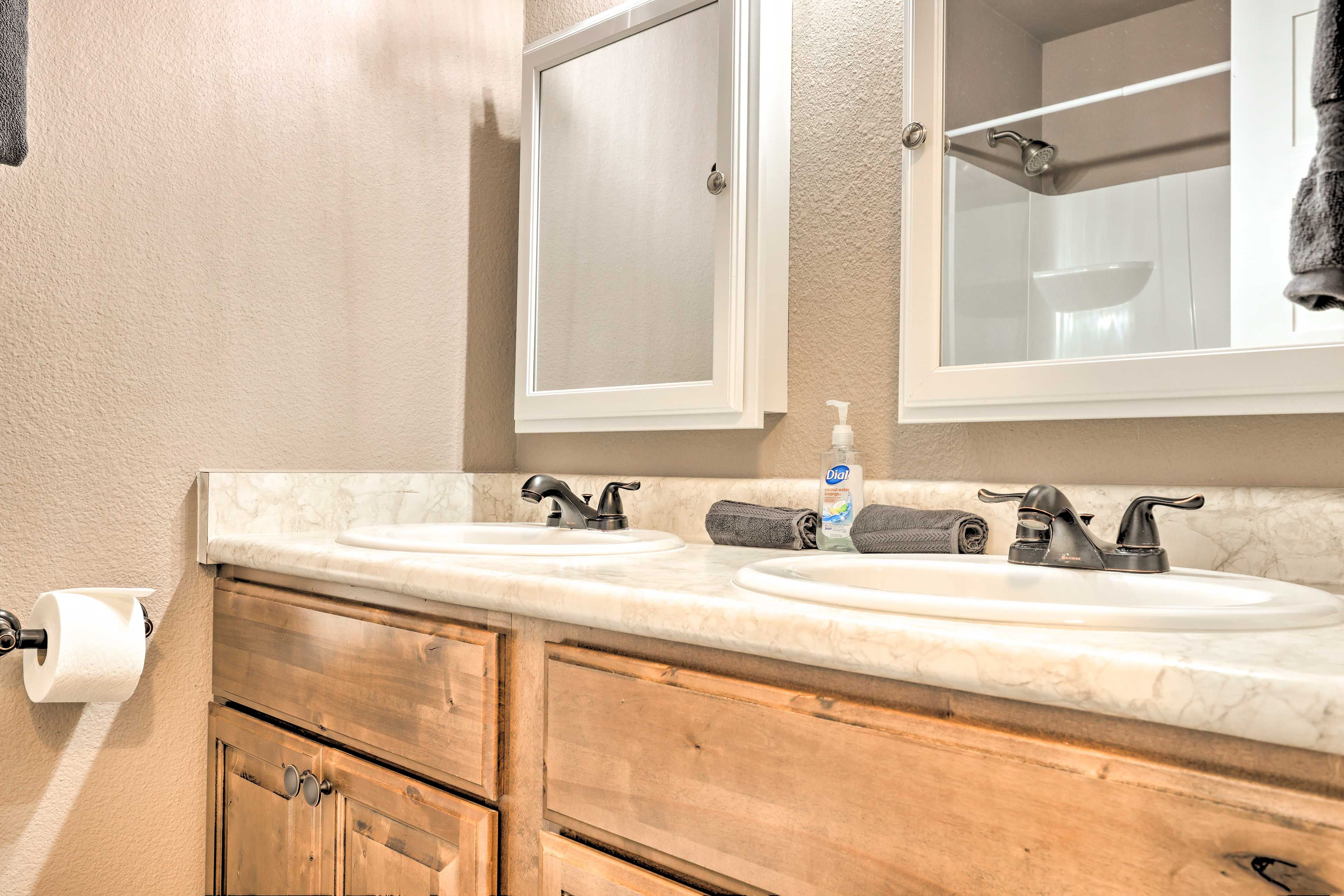 Full Bathroom