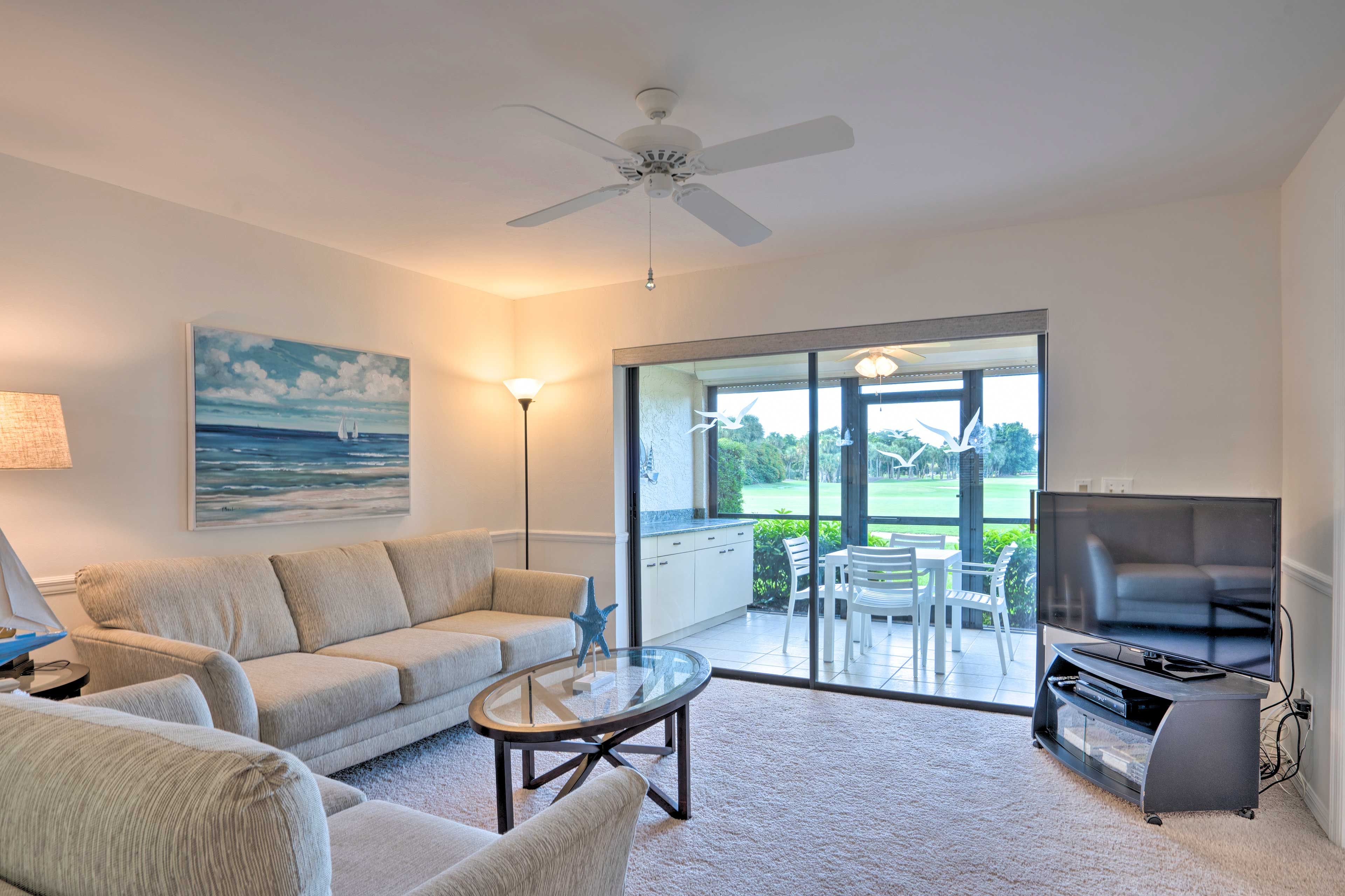 Main Living Space | Central A/C | Smart TV