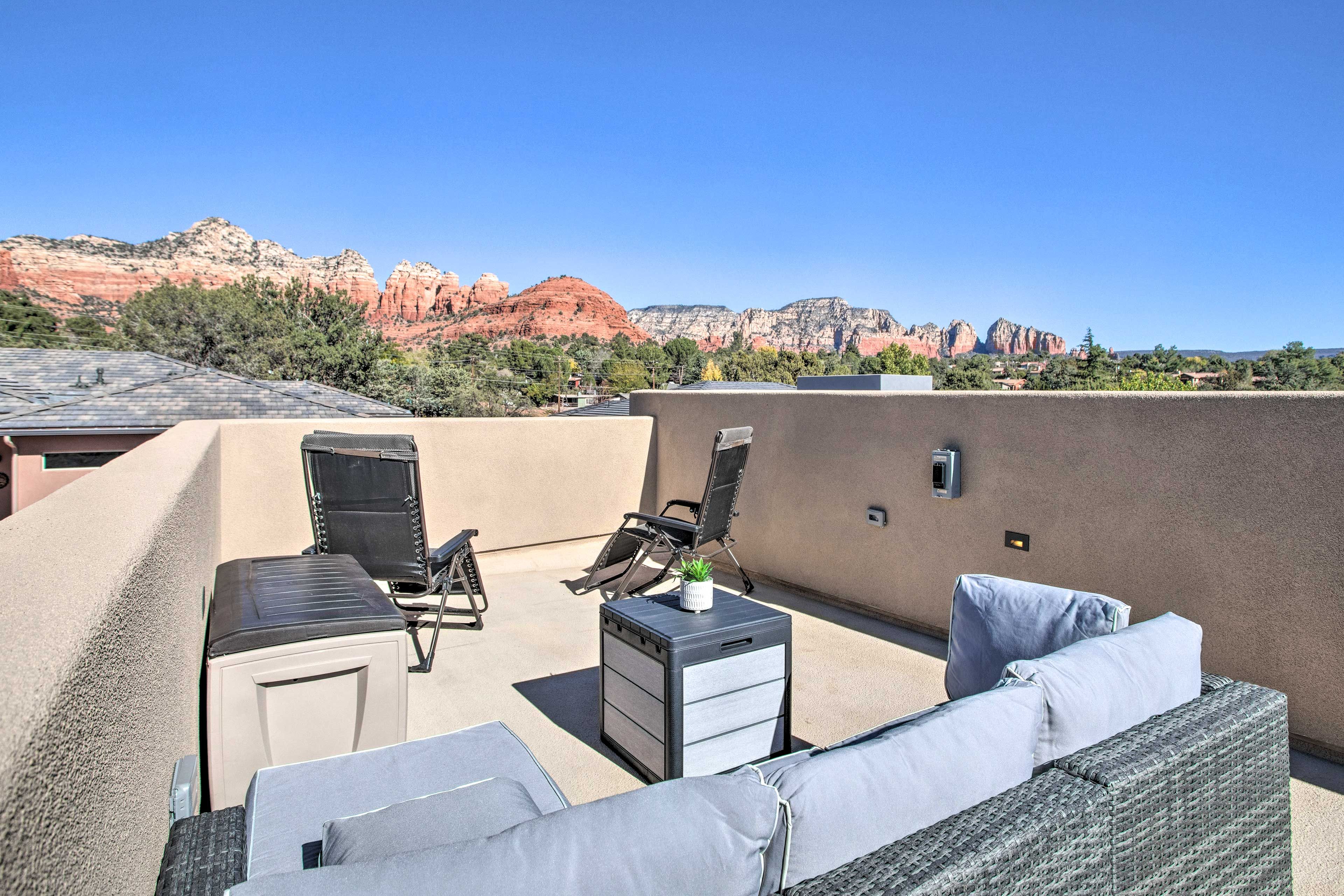 Sedona Vacation Rental | 4BR | 3BA | 2,600 Sq Ft | Step-Free Access