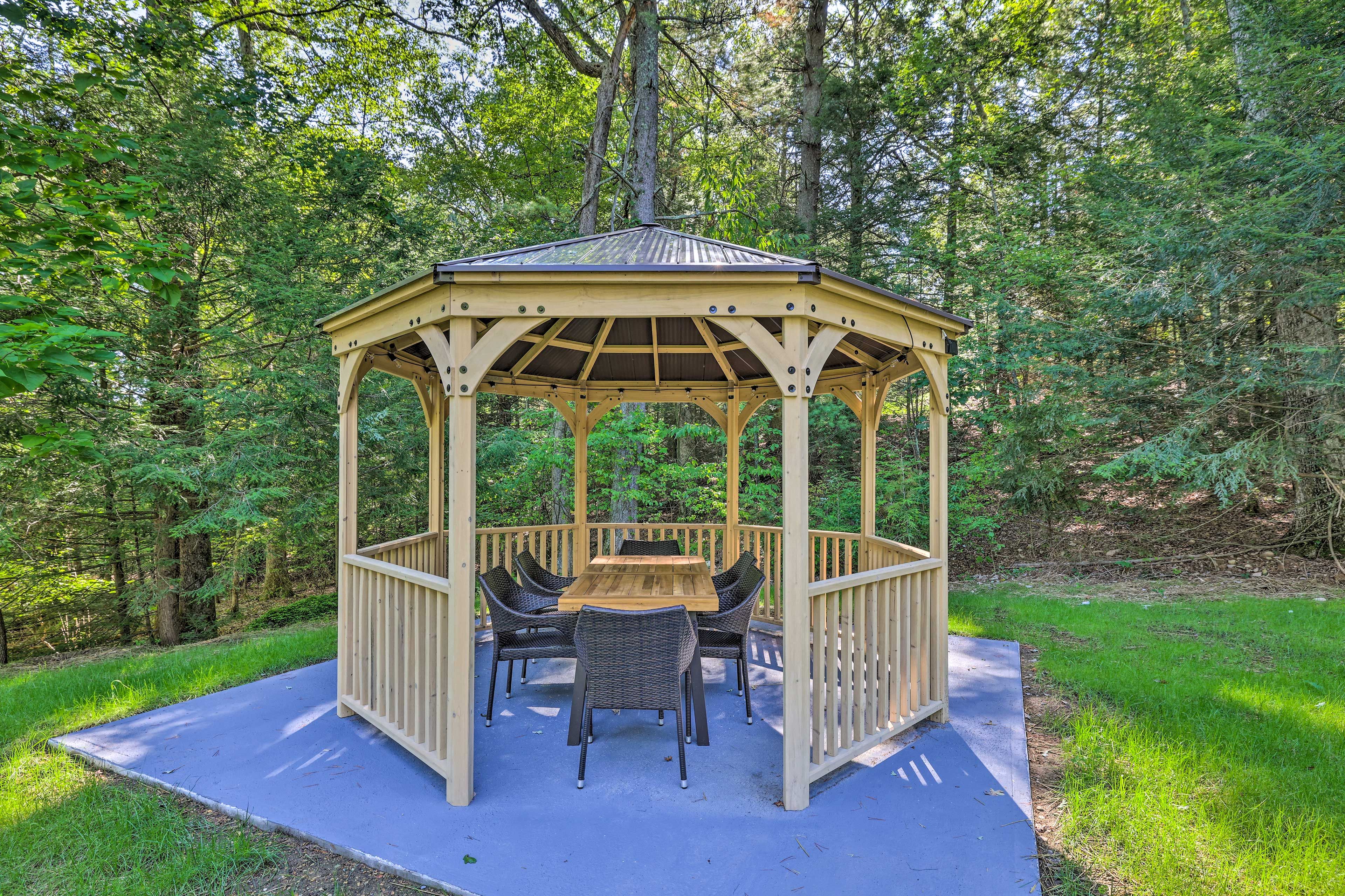 Spacious Yard | Gazebo