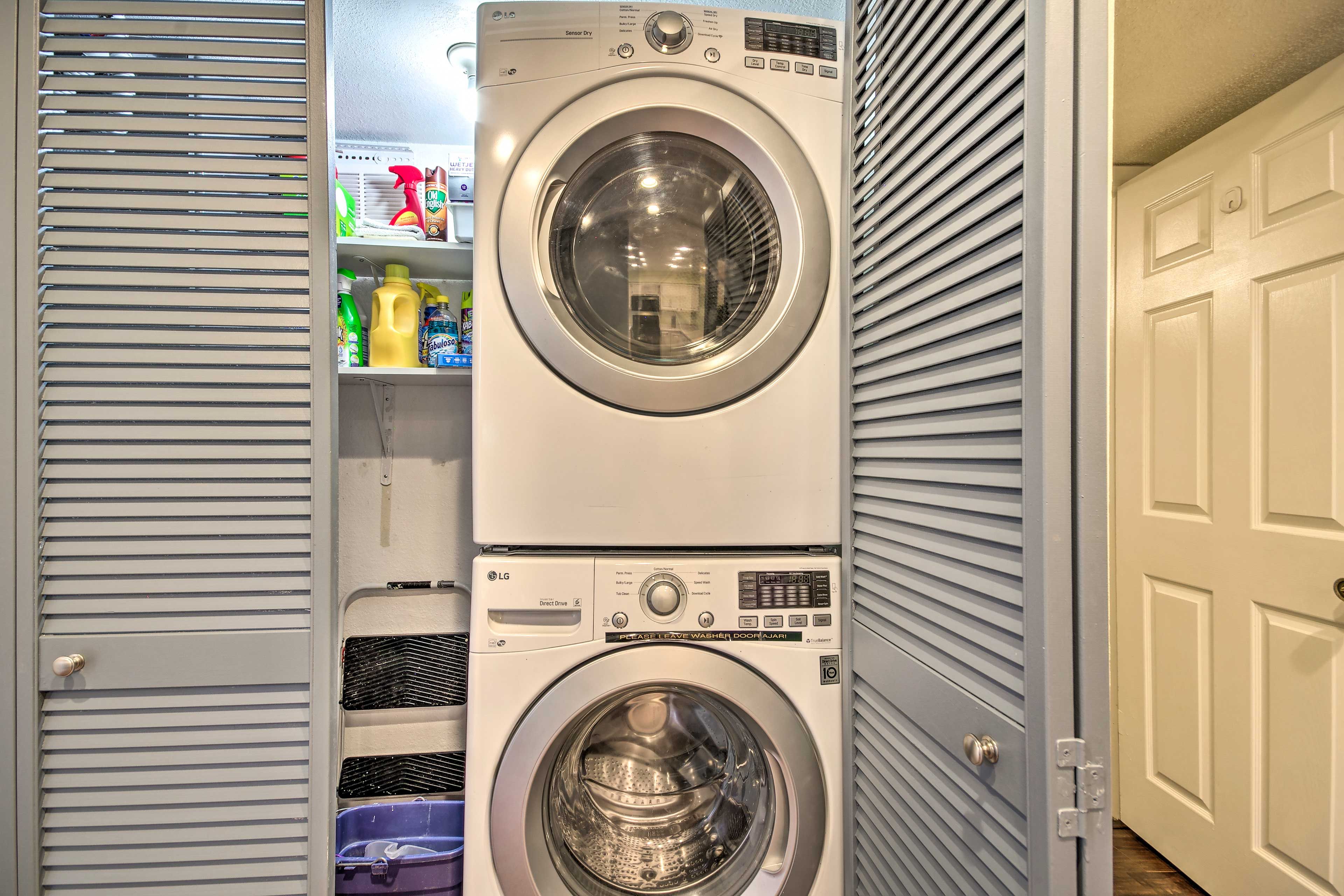 Stacked Laundry Machhines