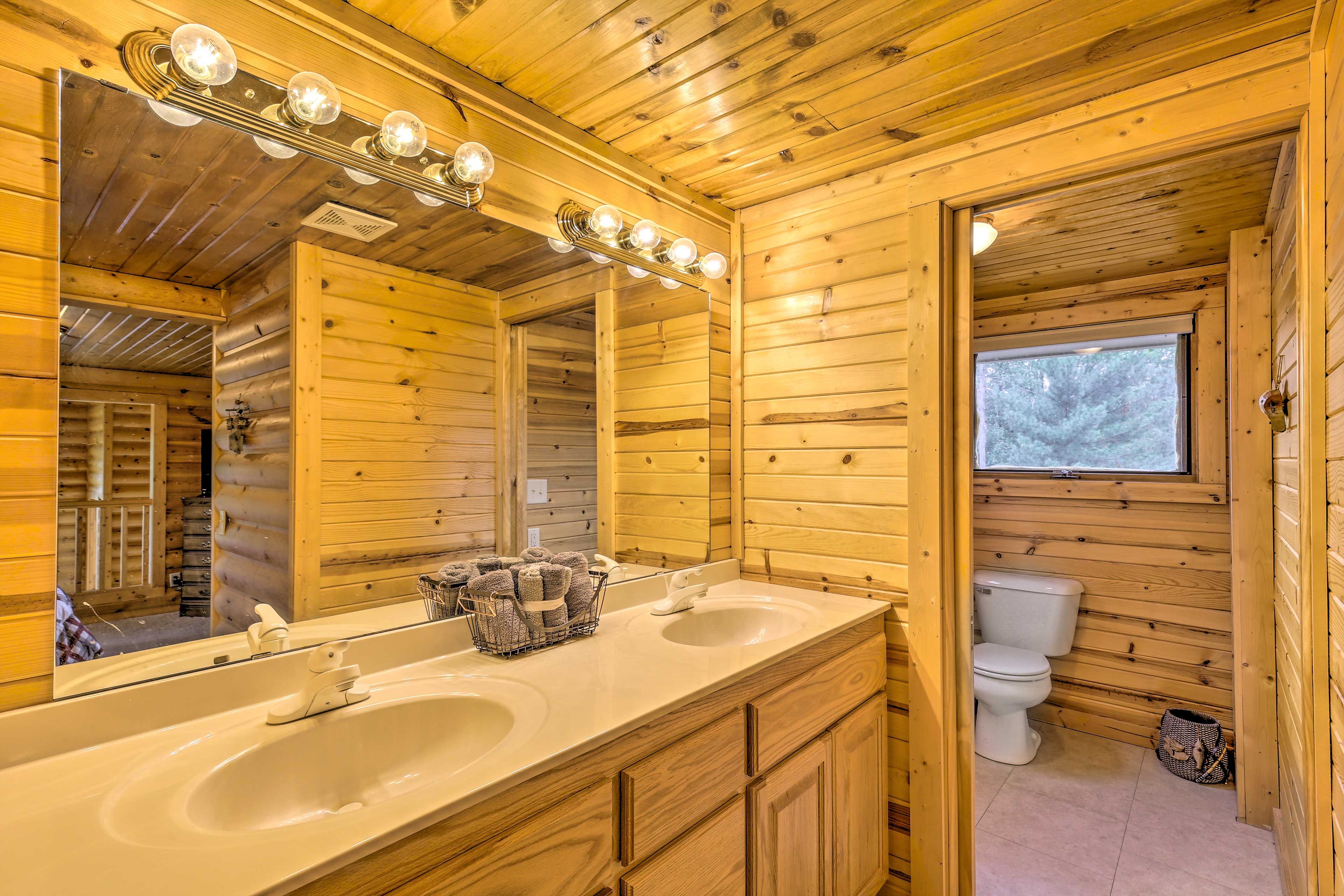En-Suite Bathroom