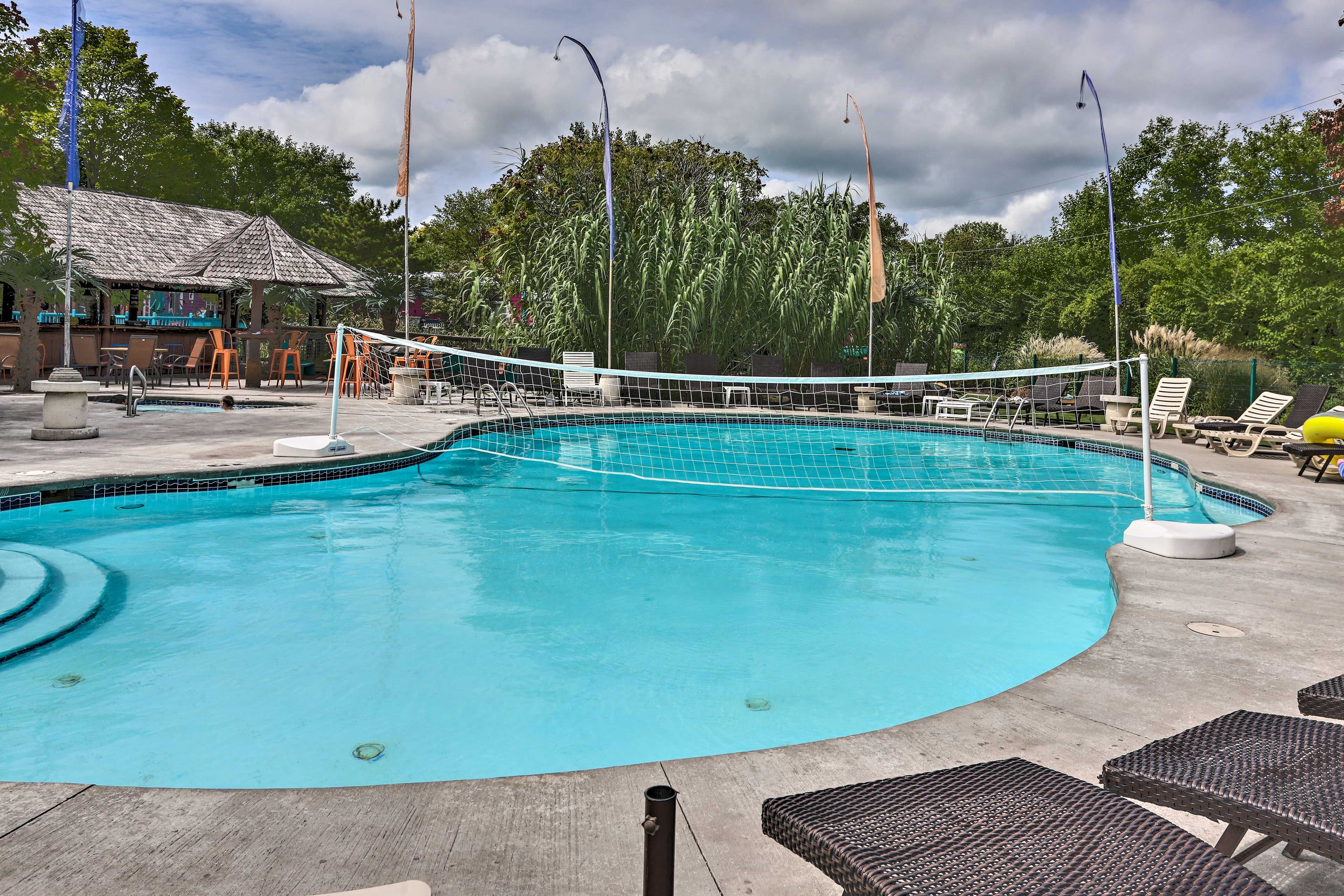 St. Hazards Resort | Community Pool