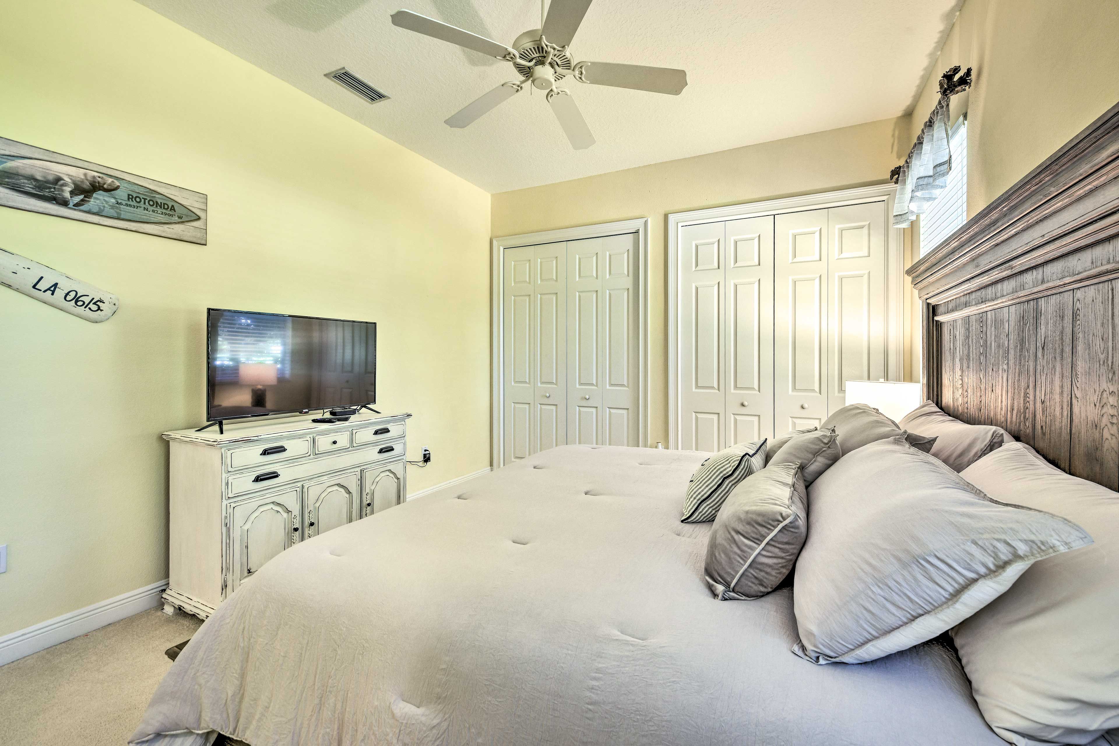 Bedroom 2 | Smart TV