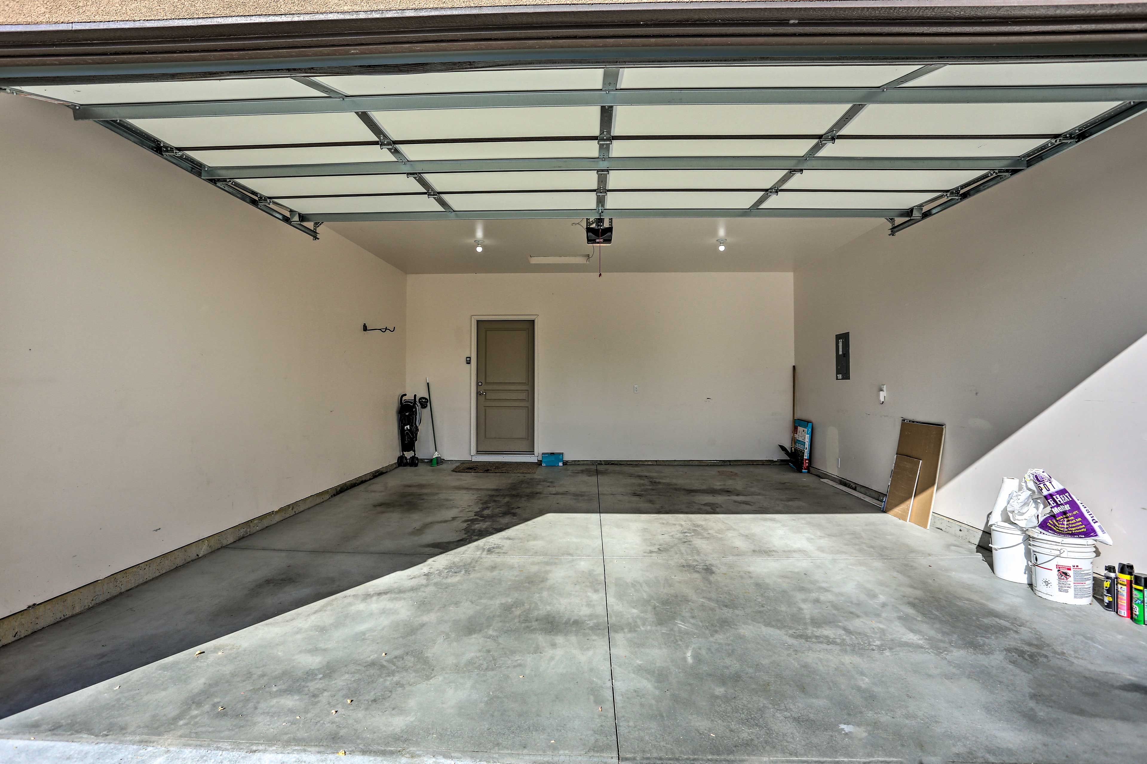 Parking | Driveway (2 Vehicles) | Garage (2 Vehicles) | Free Street Parking