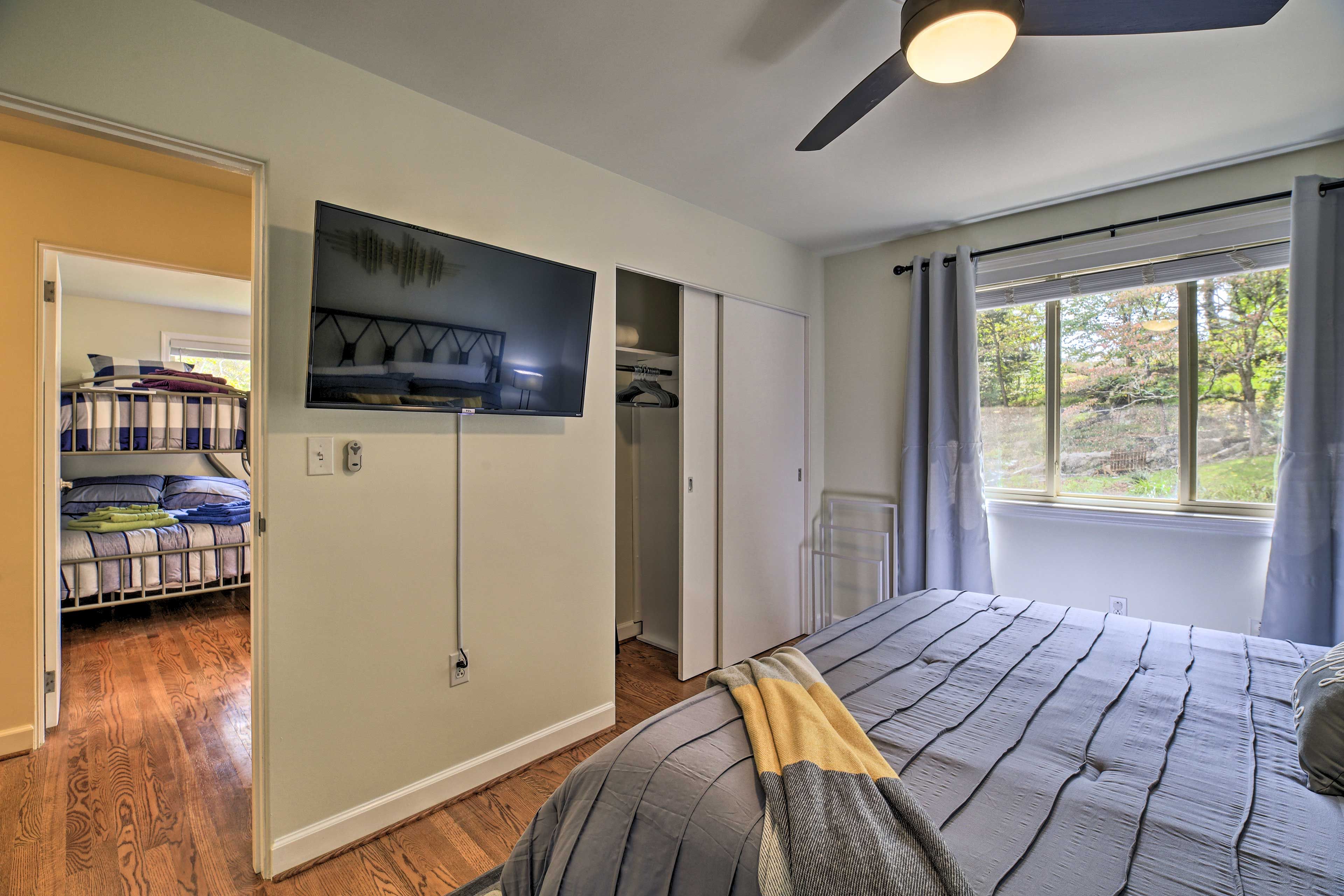 Bedroom 1 | Linens Provided | Smart TV