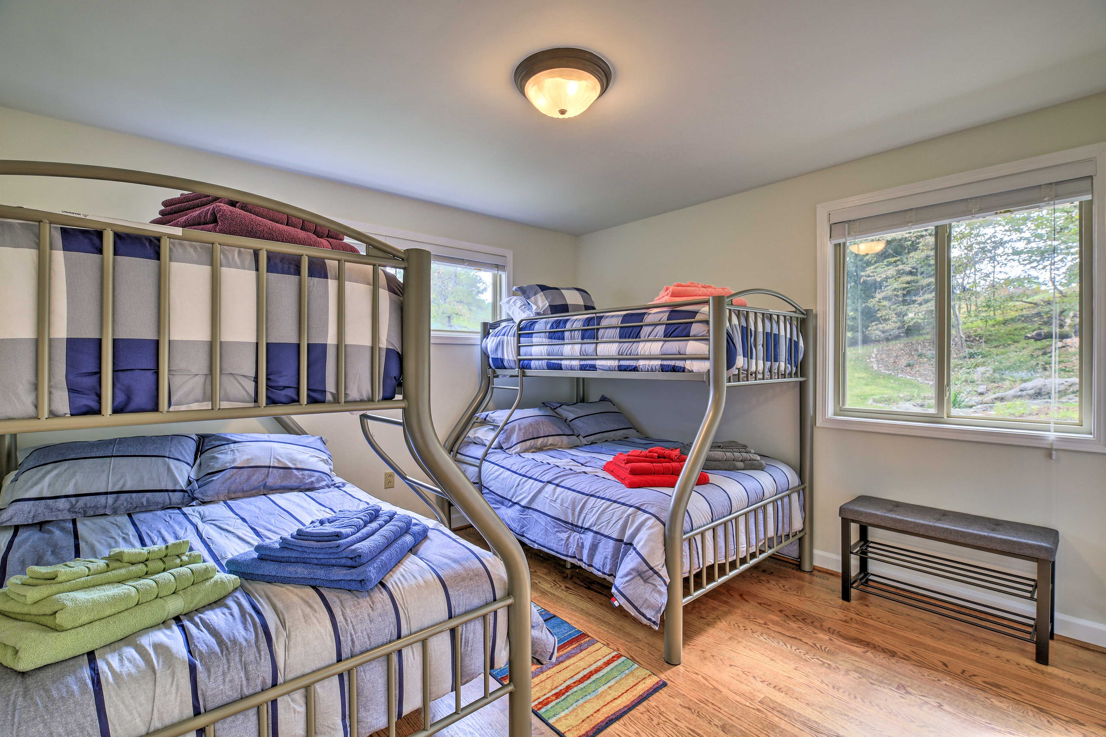 Bedroom 3 | 2 Twin/Full Bunk Beds | Main Level