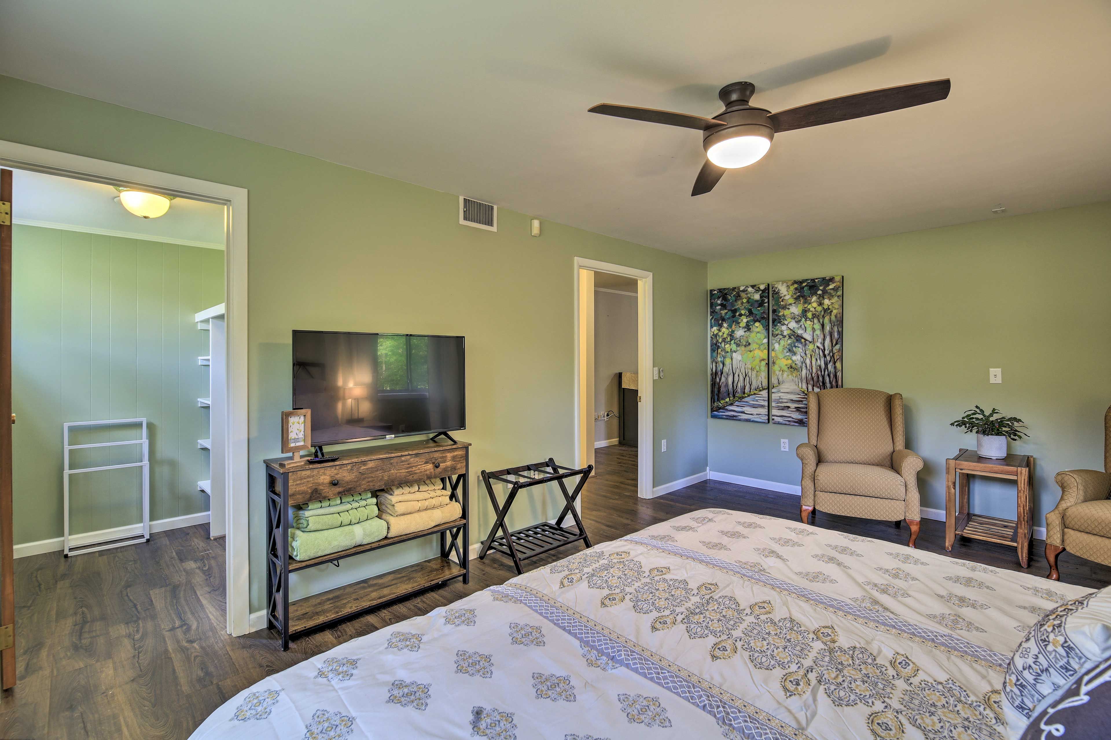 Bedroom 4 | Smart TV