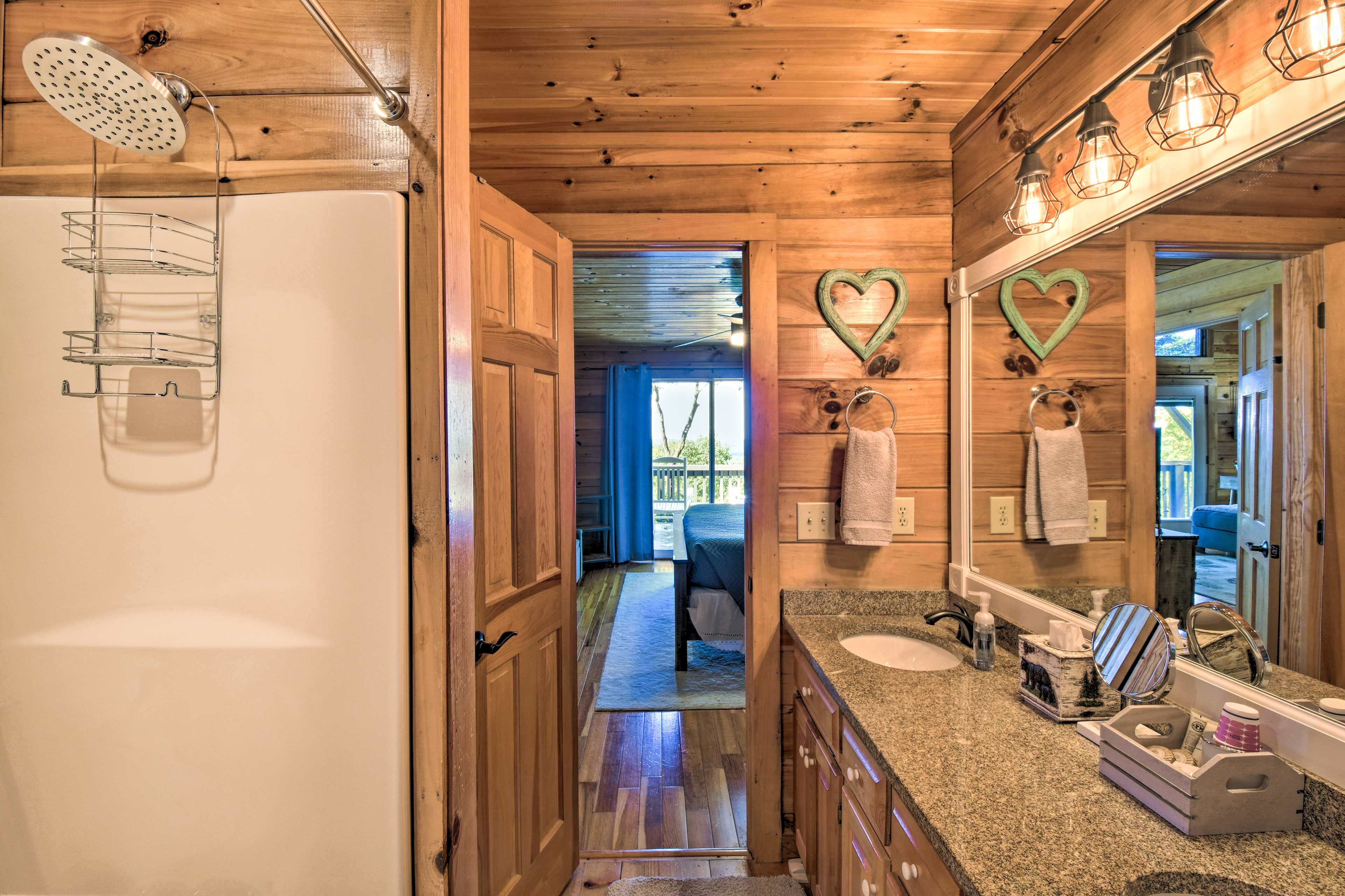 Full Bathroom