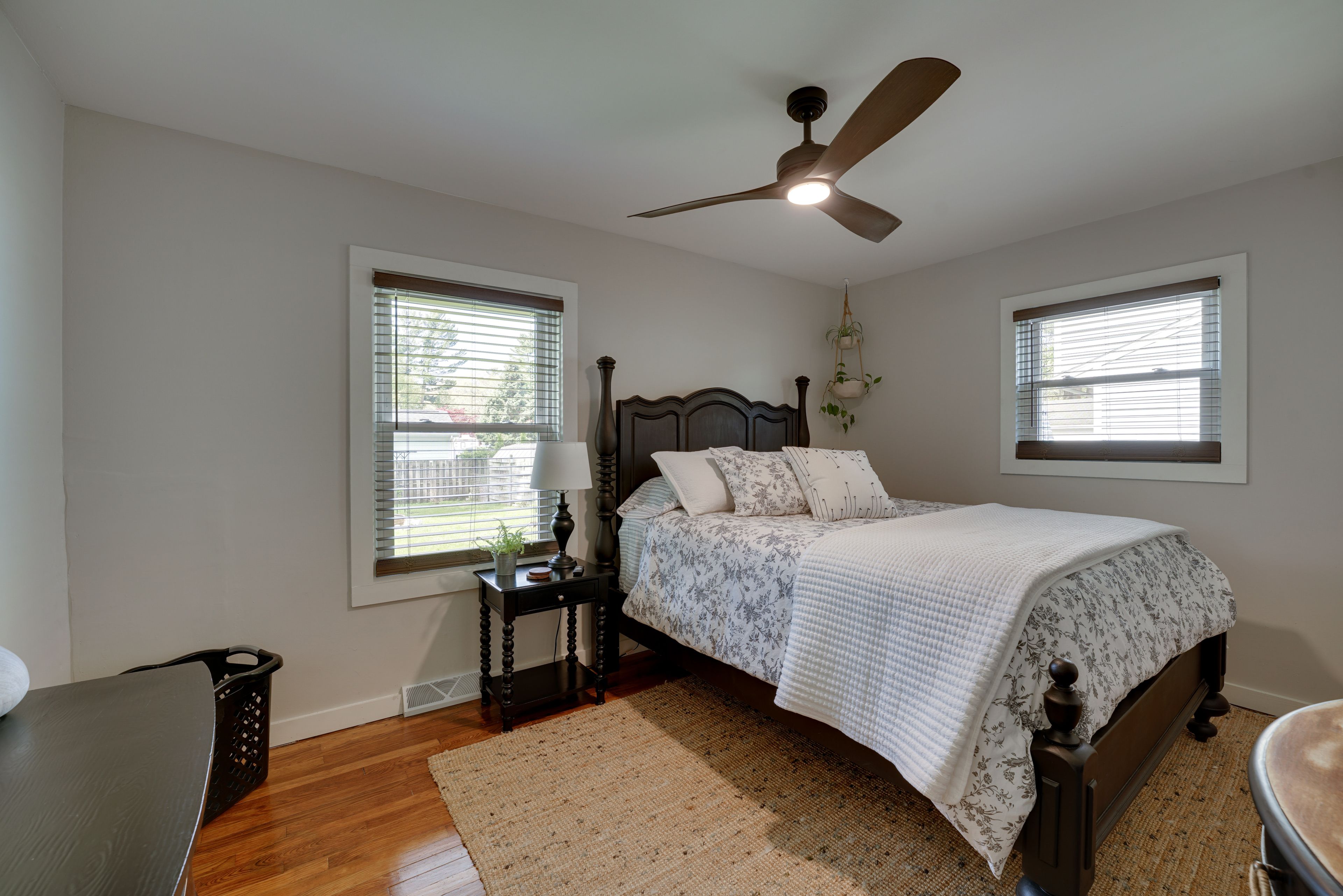 Bedroom 1 | Queen Bed | Linens Provided