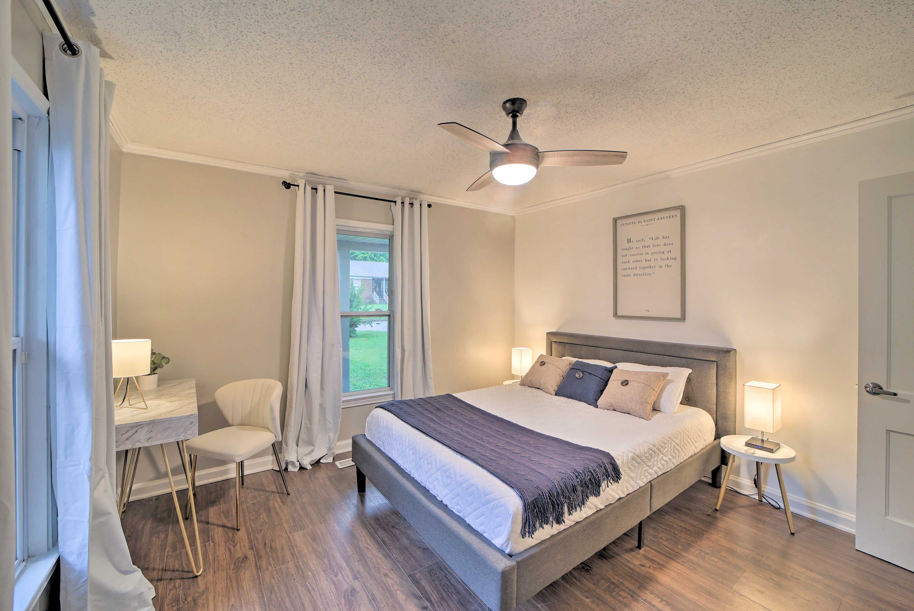 Bedroom 2 | Queen Bed | WFH Desk | Hangers