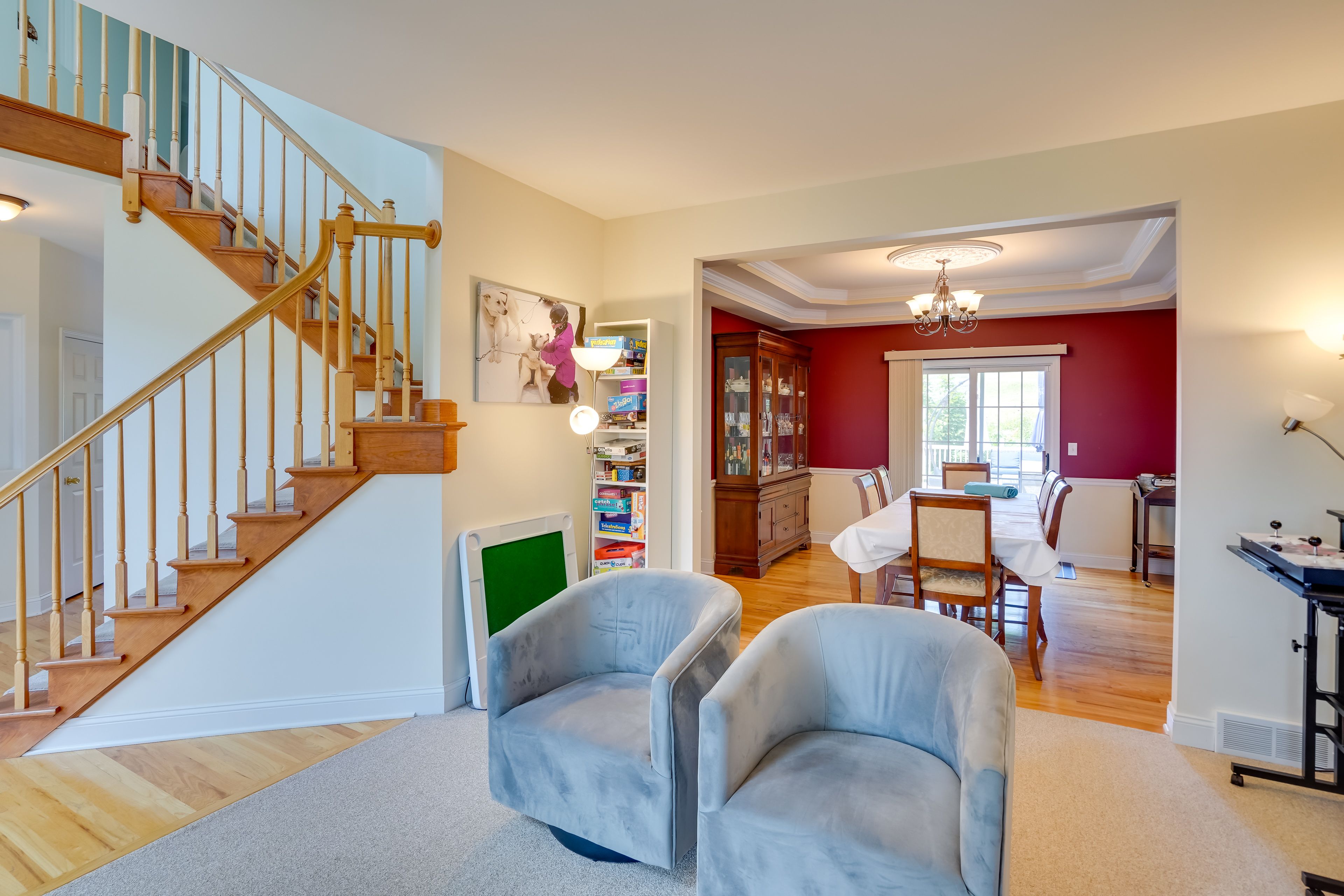 Entryway | Free WiFi