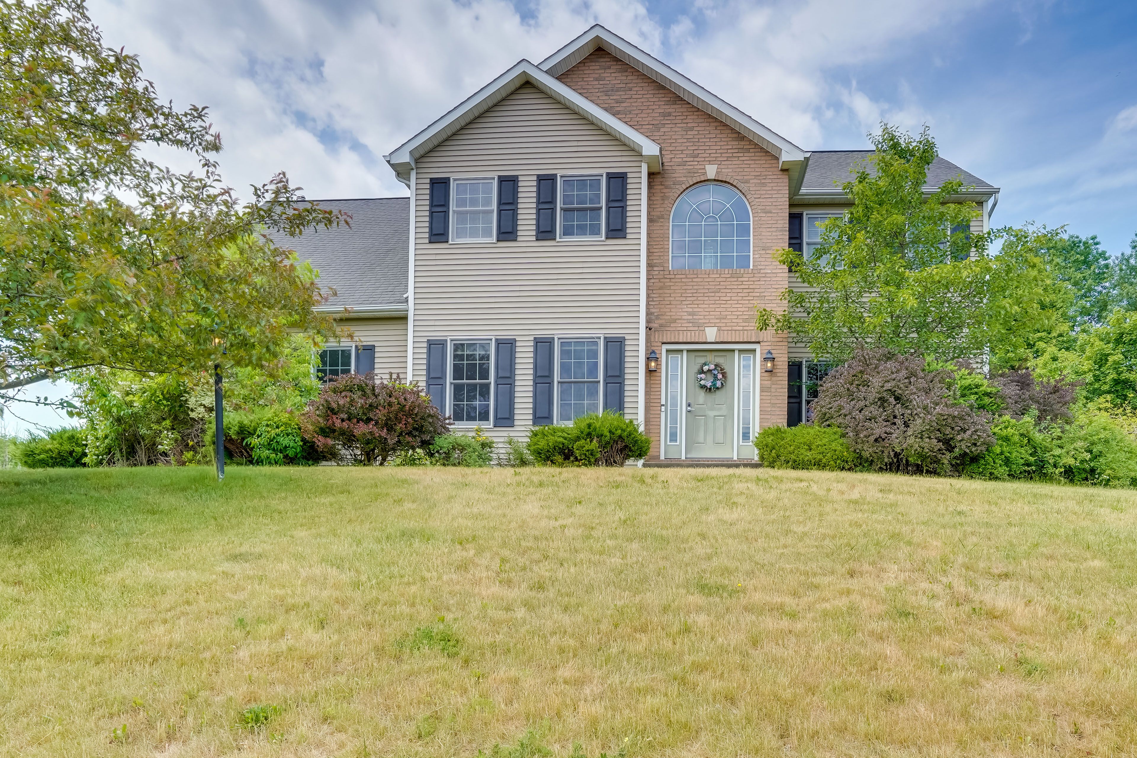 East Schodack Vacation Rental | 5BR | 2.5BA | Stairs Required To Access