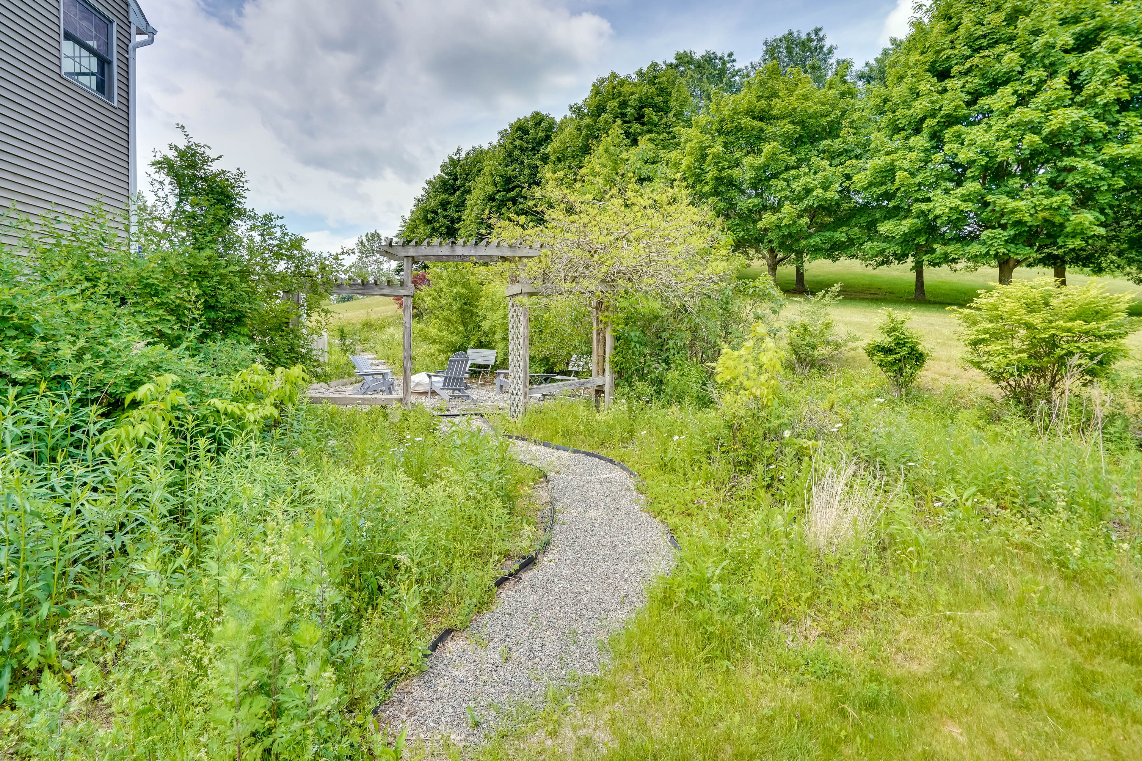 Private Exterior Space | Fire Pit