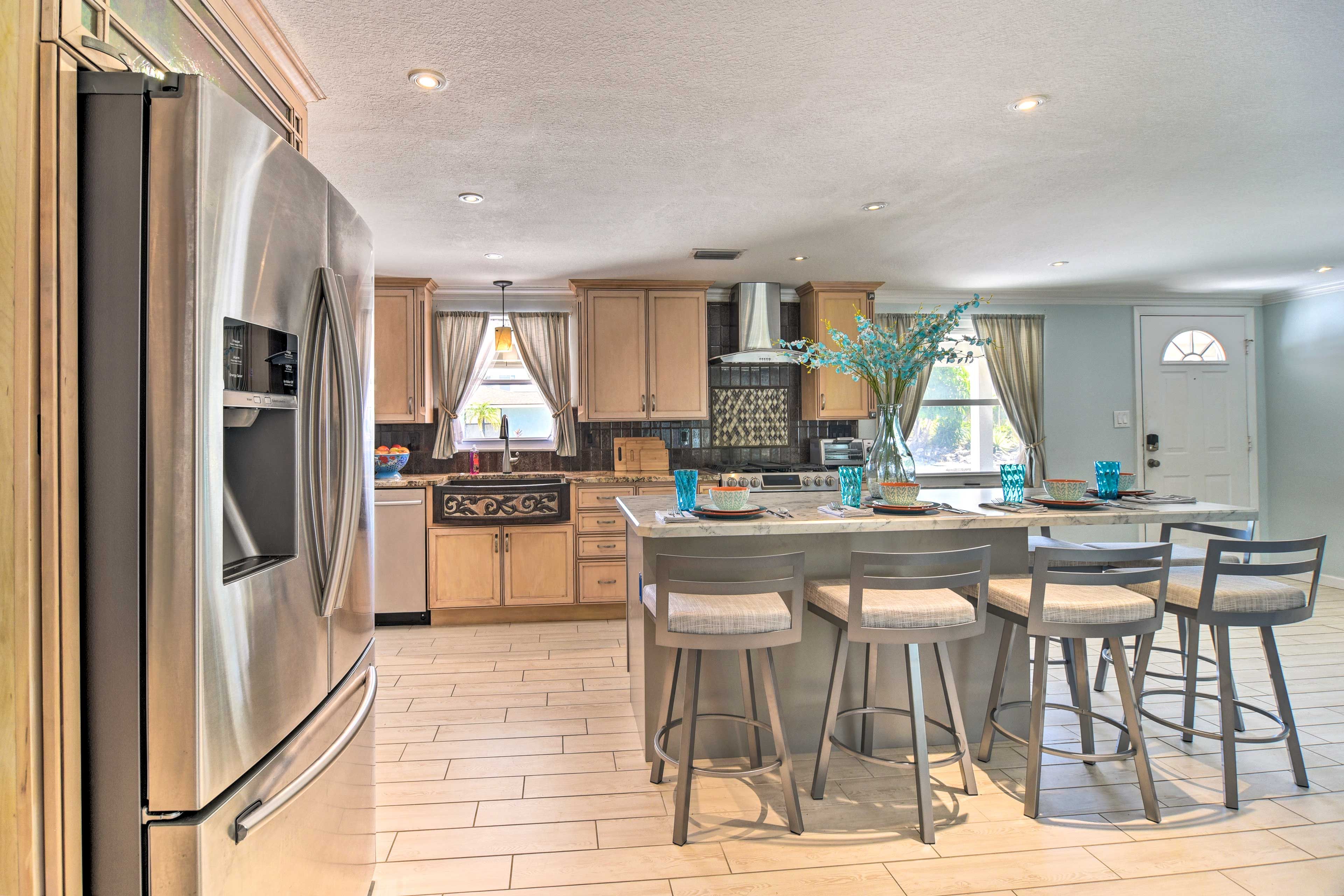 Kitchen | Front Entrance