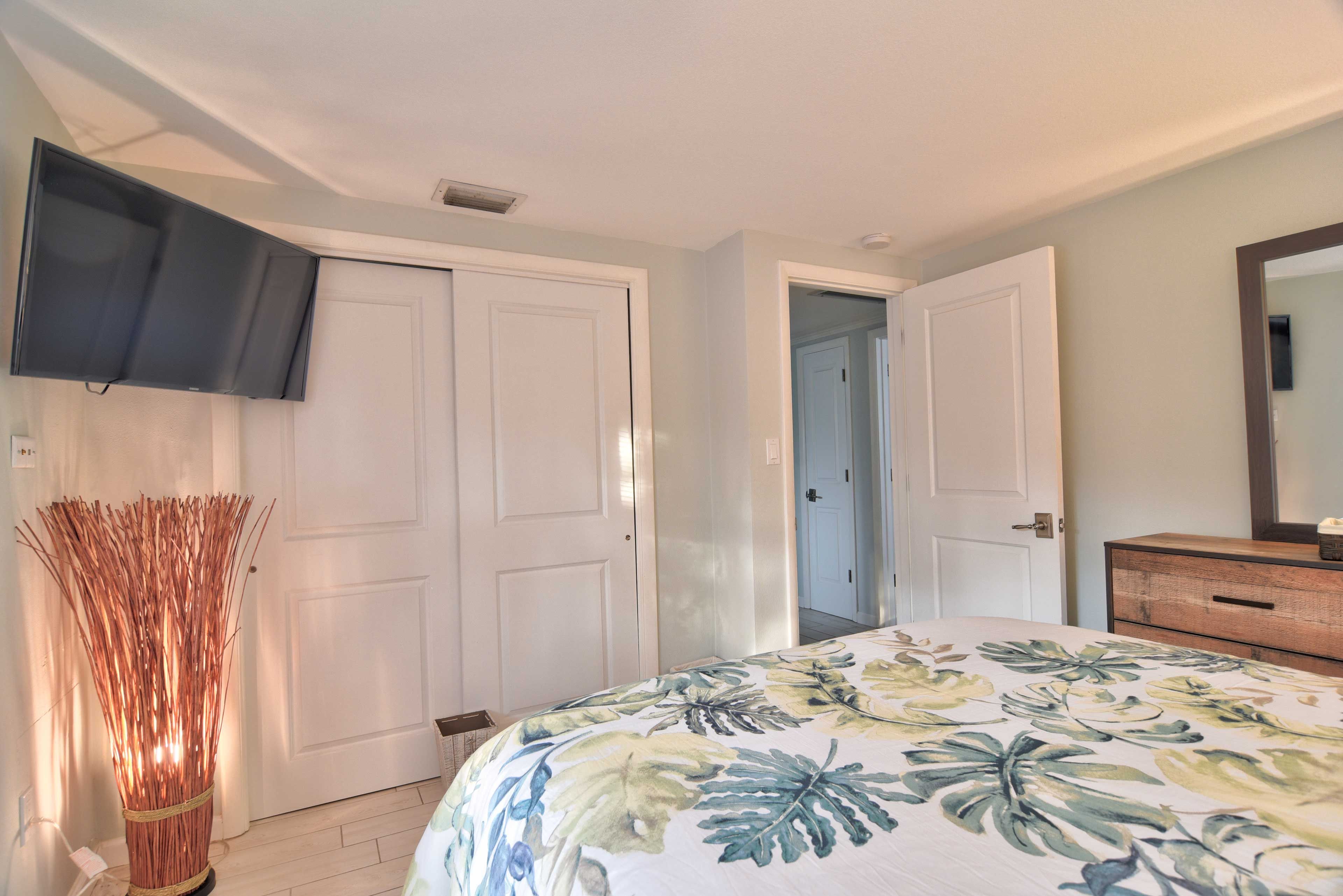Bedroom 2 (Nature Room)