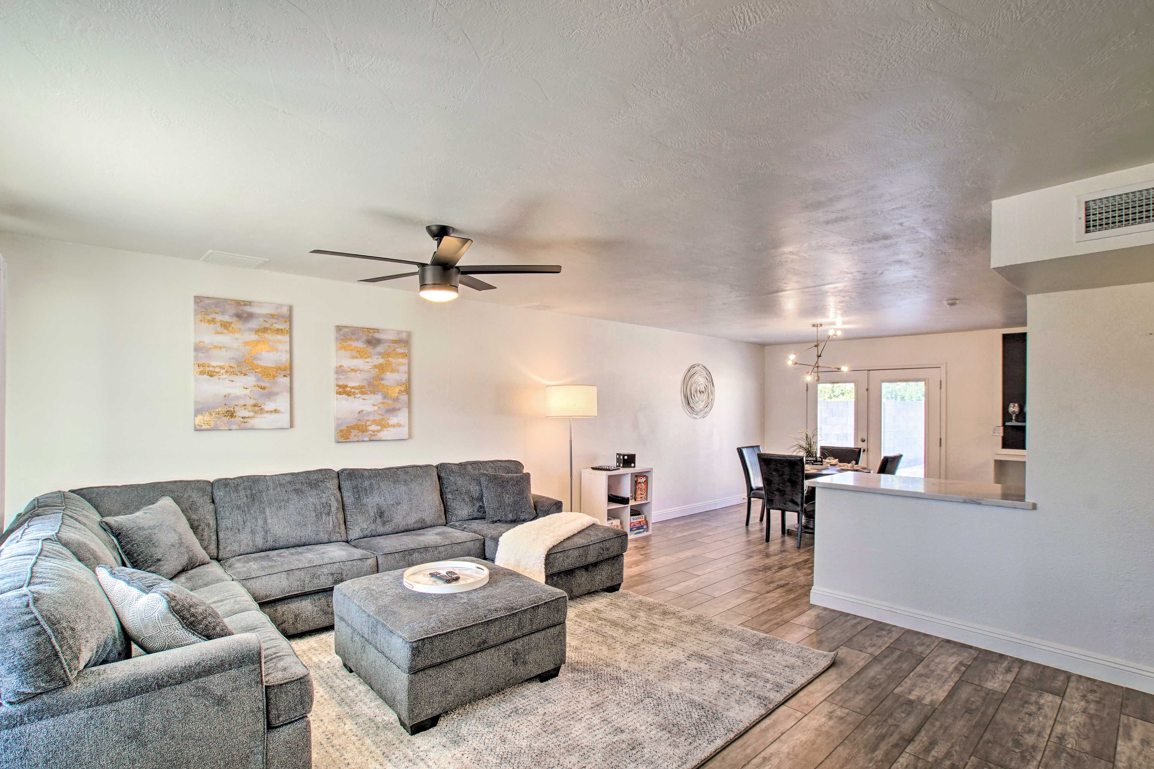 Living Room | Central A/C & Heating | Free WiFi (High Speed)