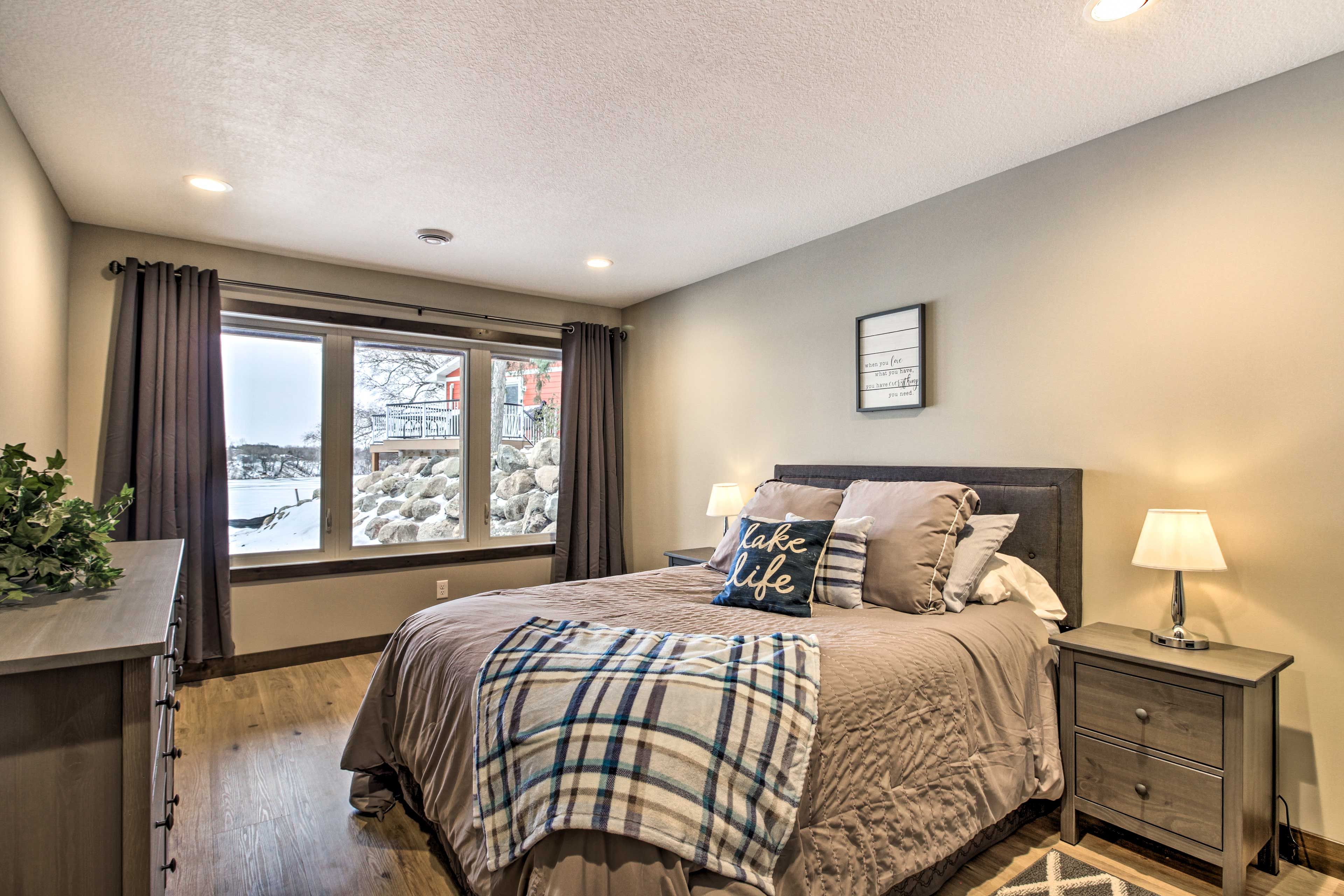 Bedroom 4 | Queen Bed | Lower Level