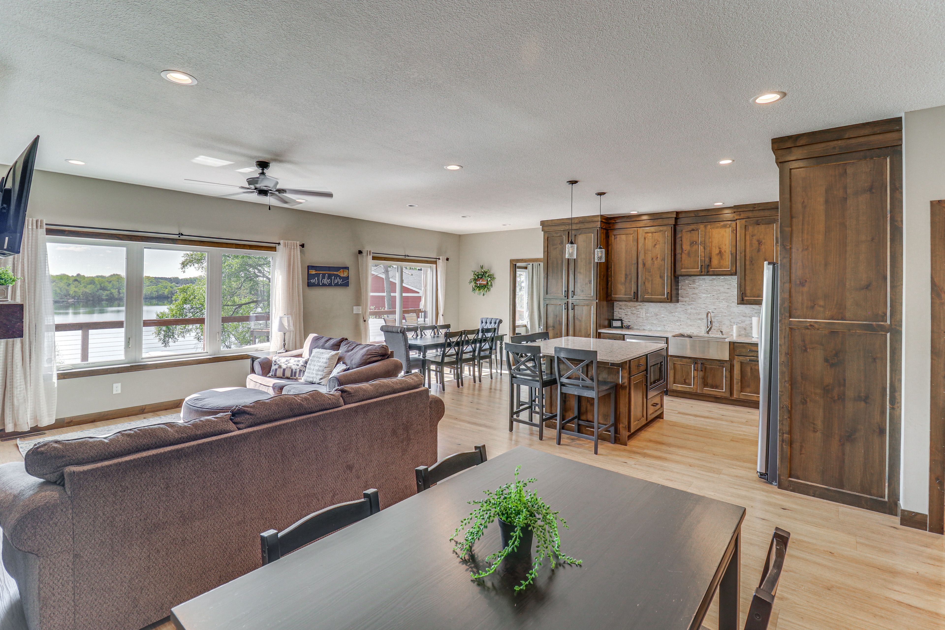 Dining Area | Main Level