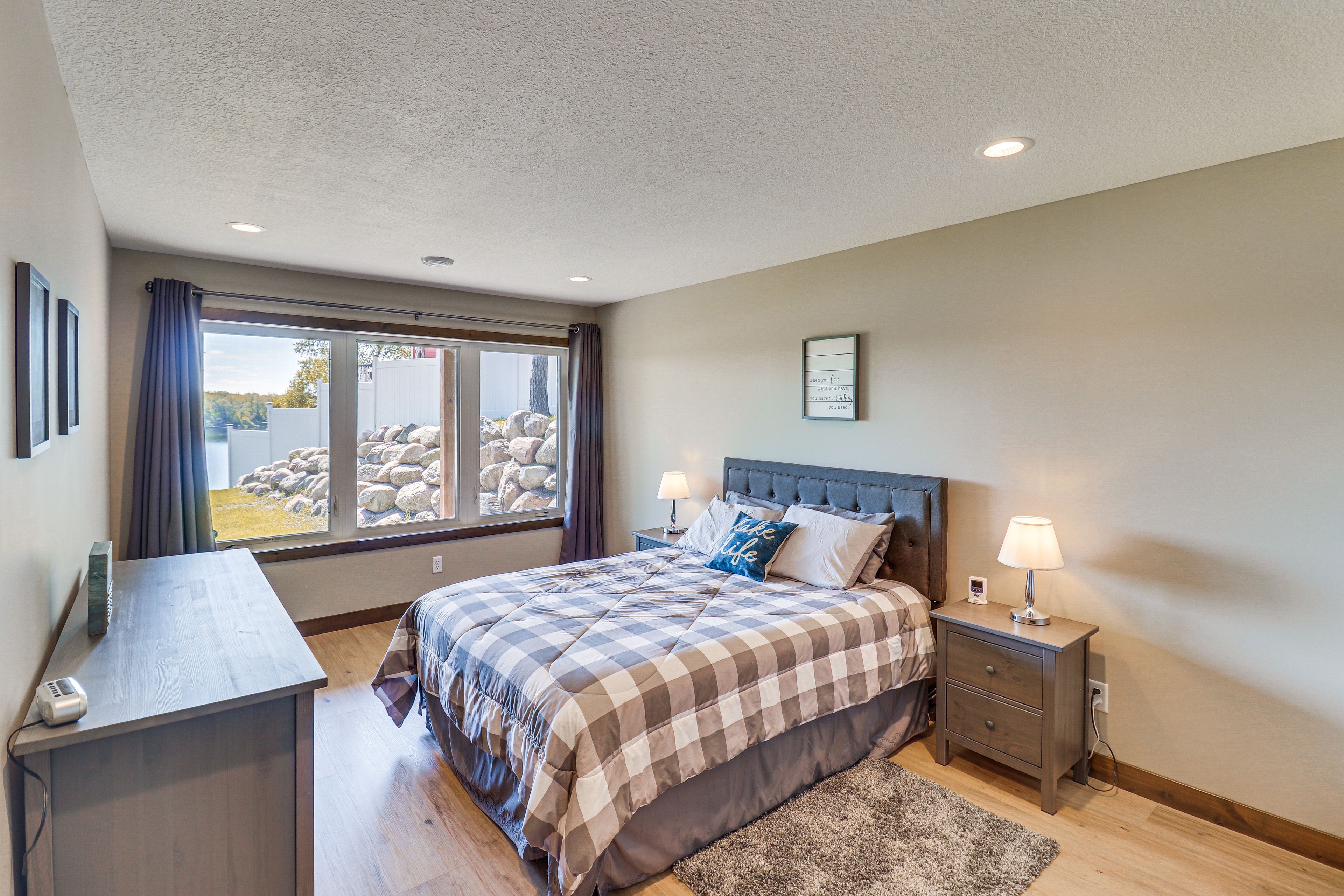 Bedroom 4 | Queen Bed | Lower Level