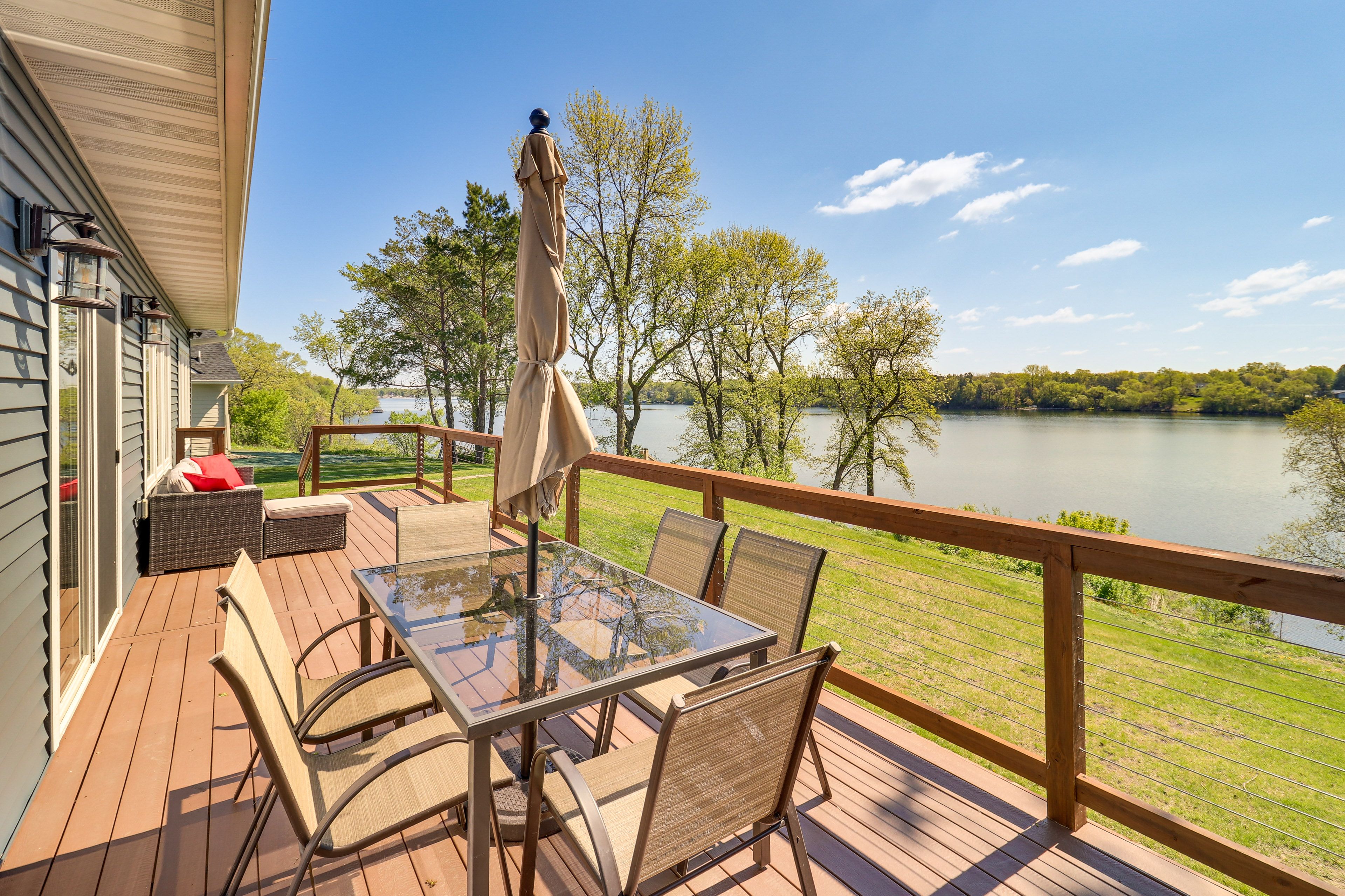 Alexandria Vacation Rental | 6BR | 3BA | 3,454 Sq Ft