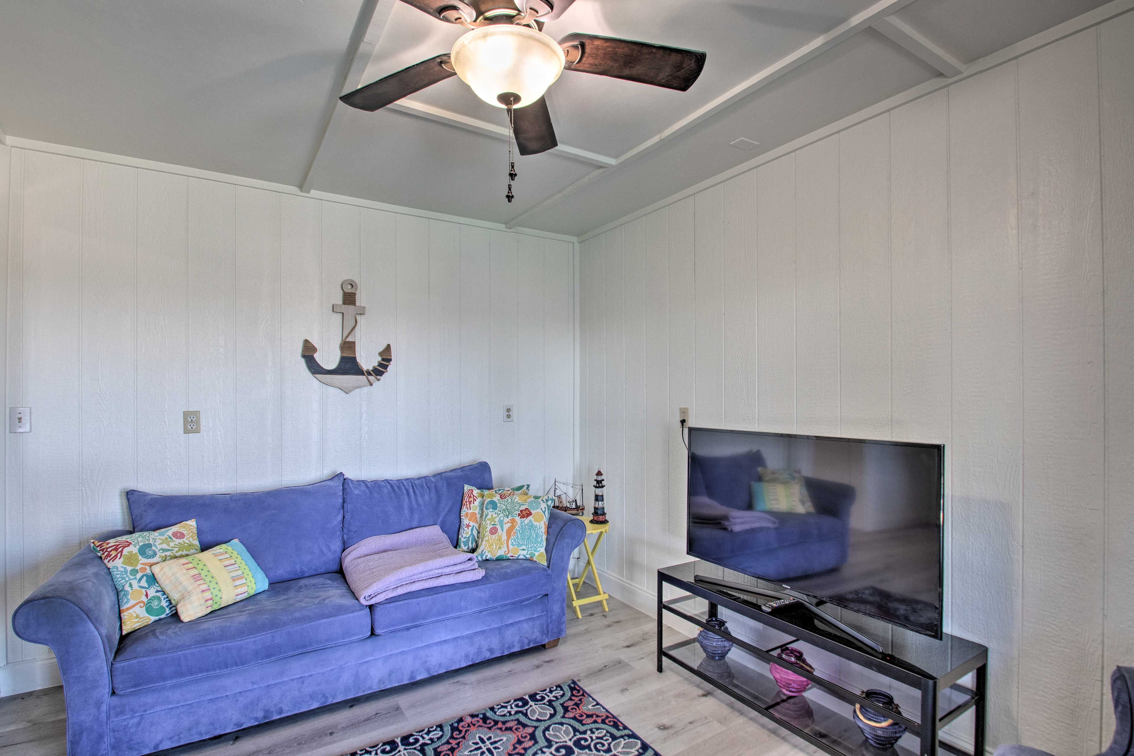 Living Room | Sleeper Sofa