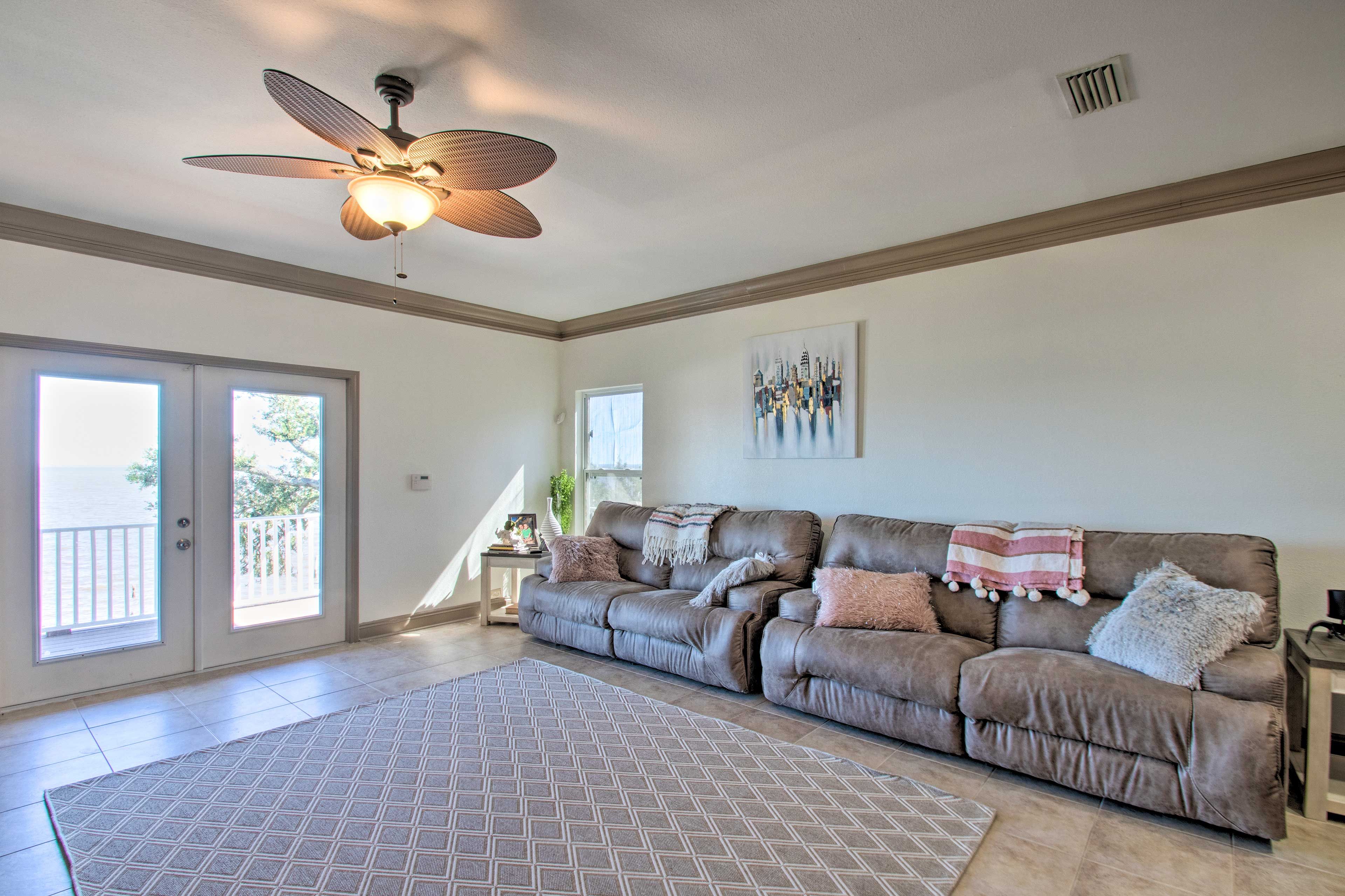 Living Room | Central Air Conditioning & Heating