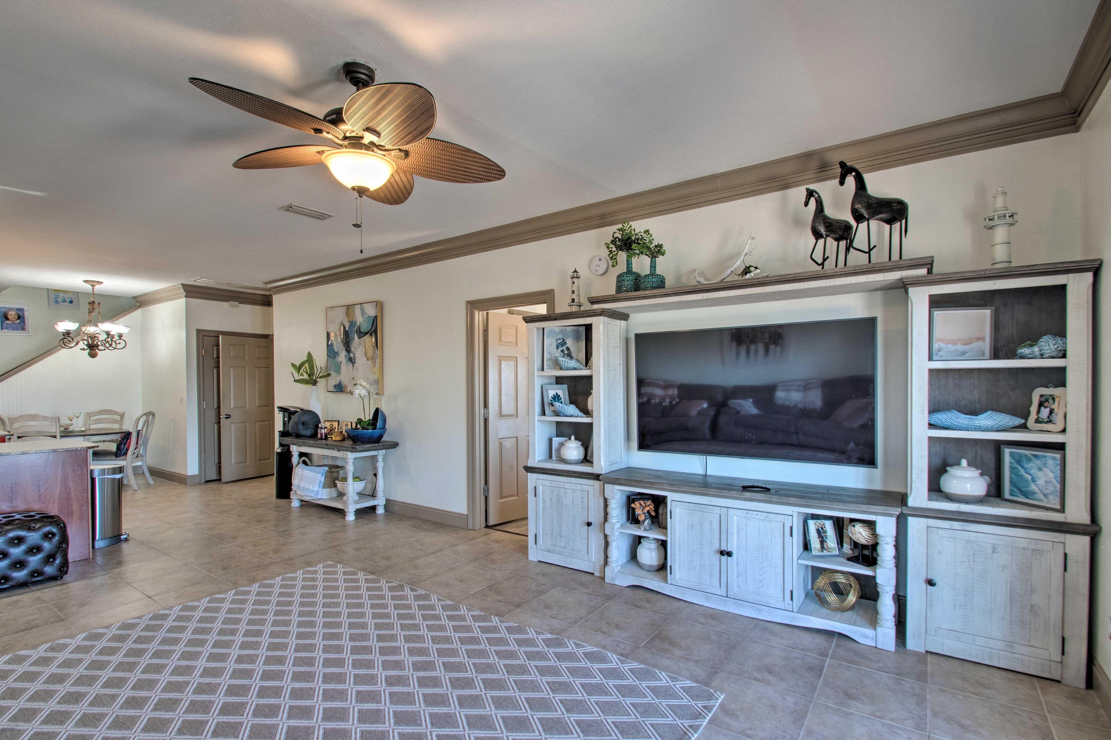 Living Room | 2,400 Sq Ft