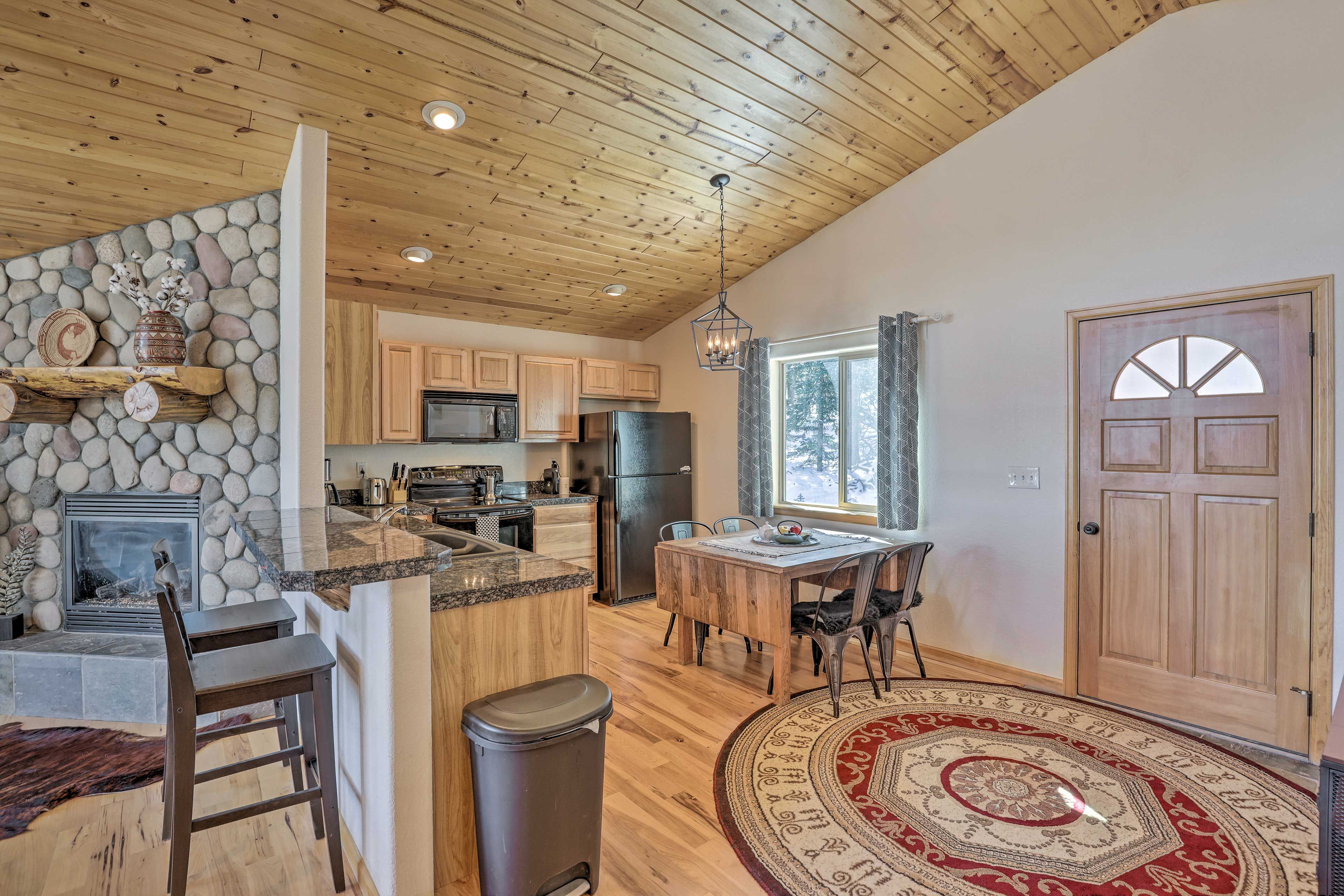 Kitchen | Fully Equipped