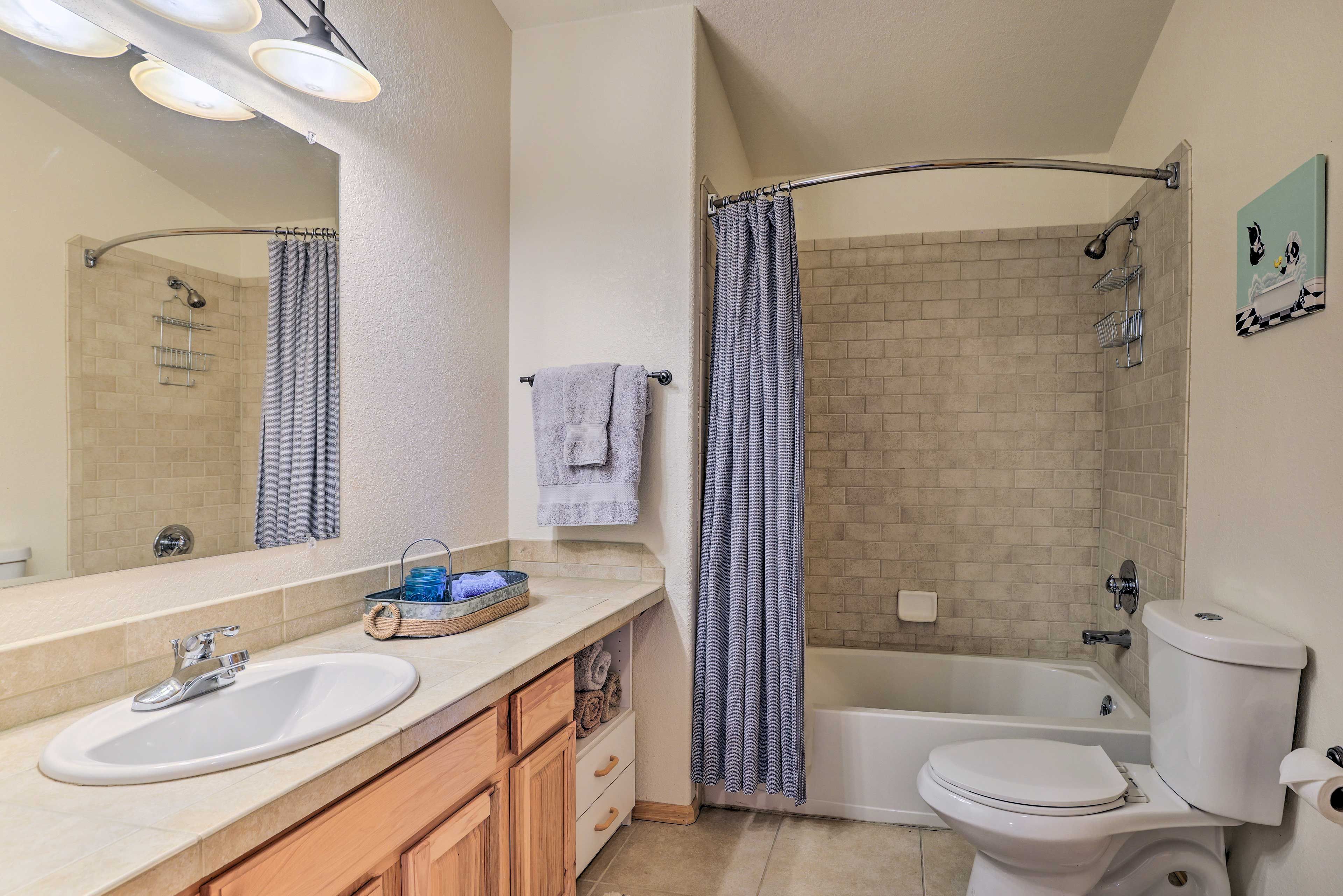 Bathroom | Towels Provided