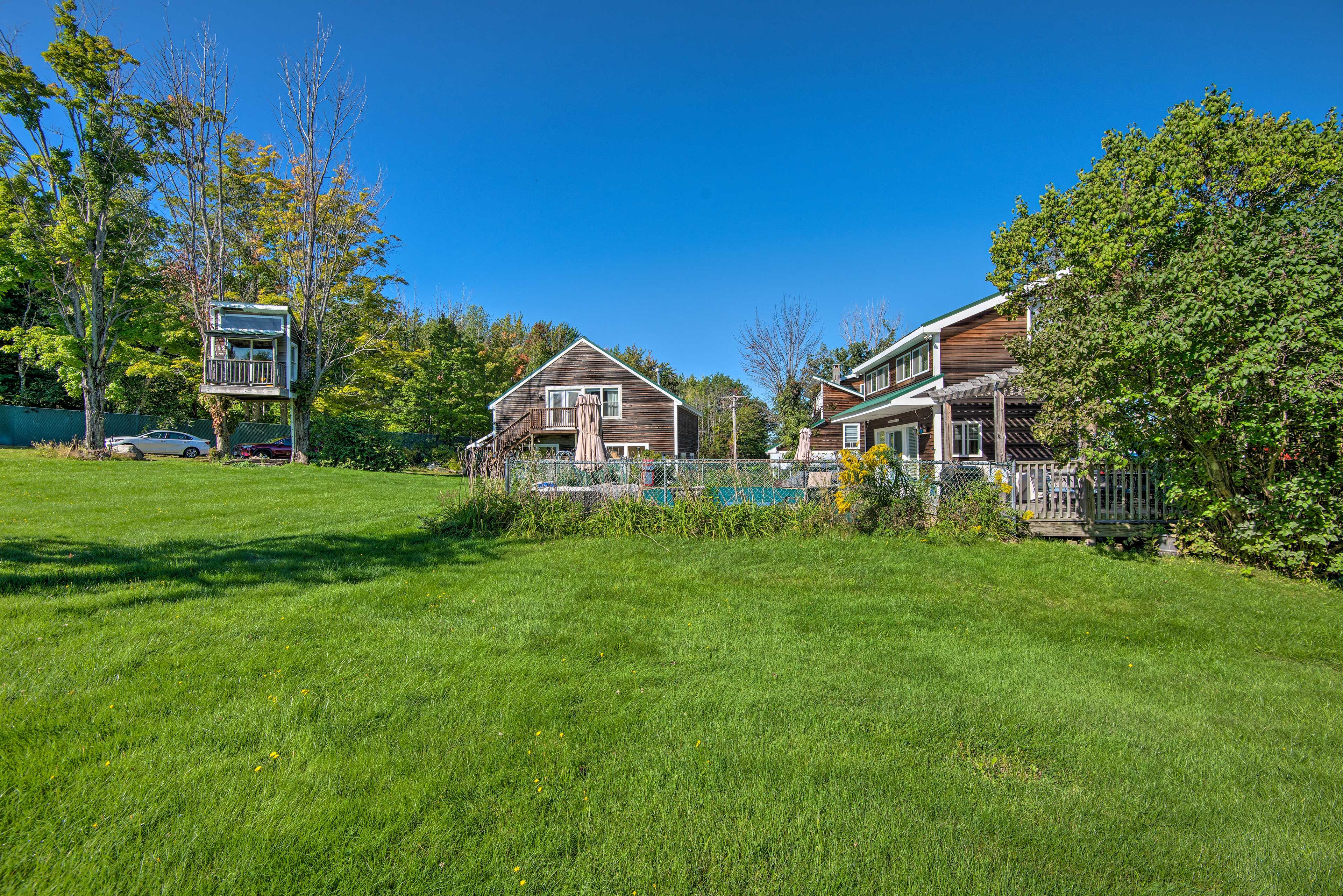 Shared Yard