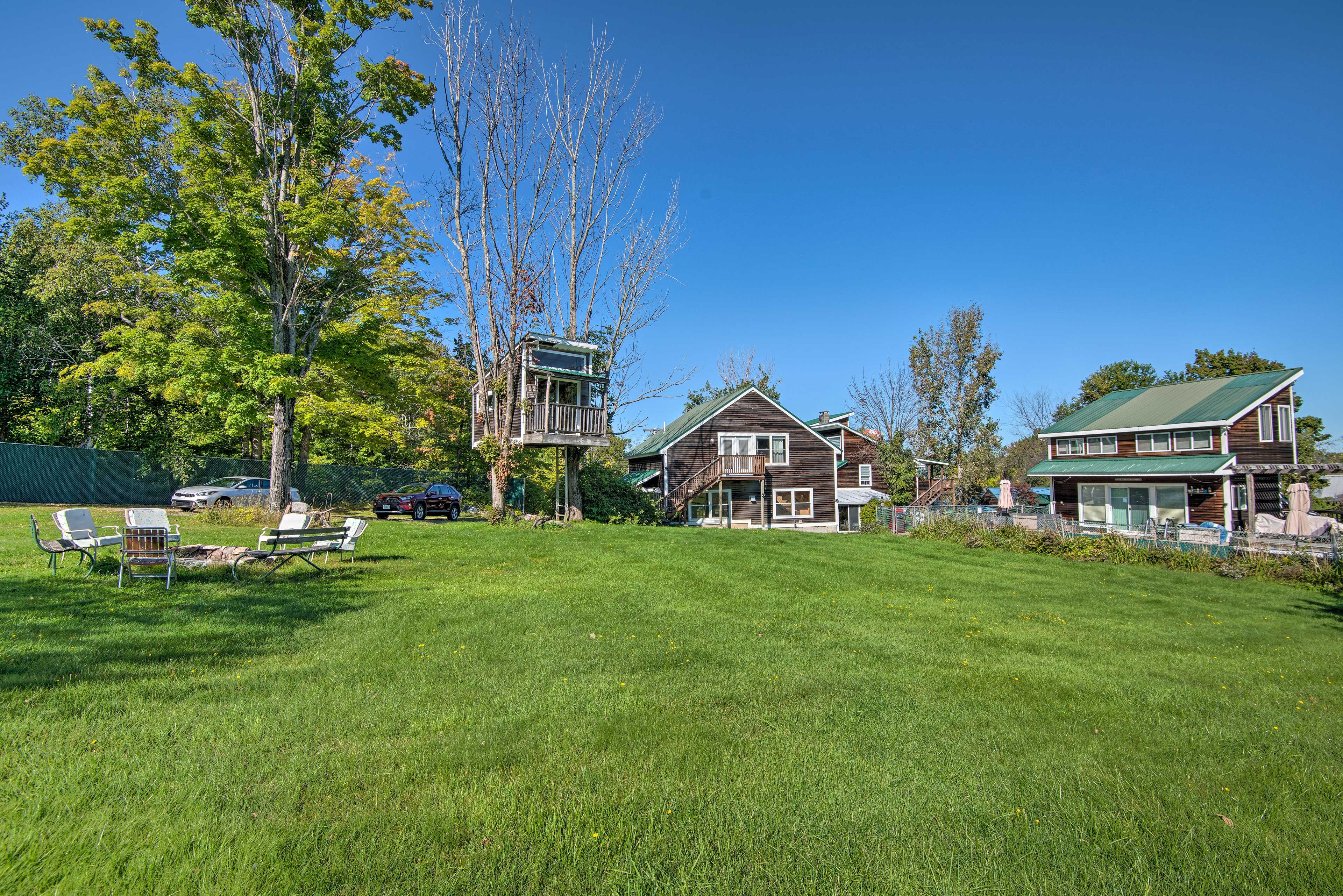Shared Yard