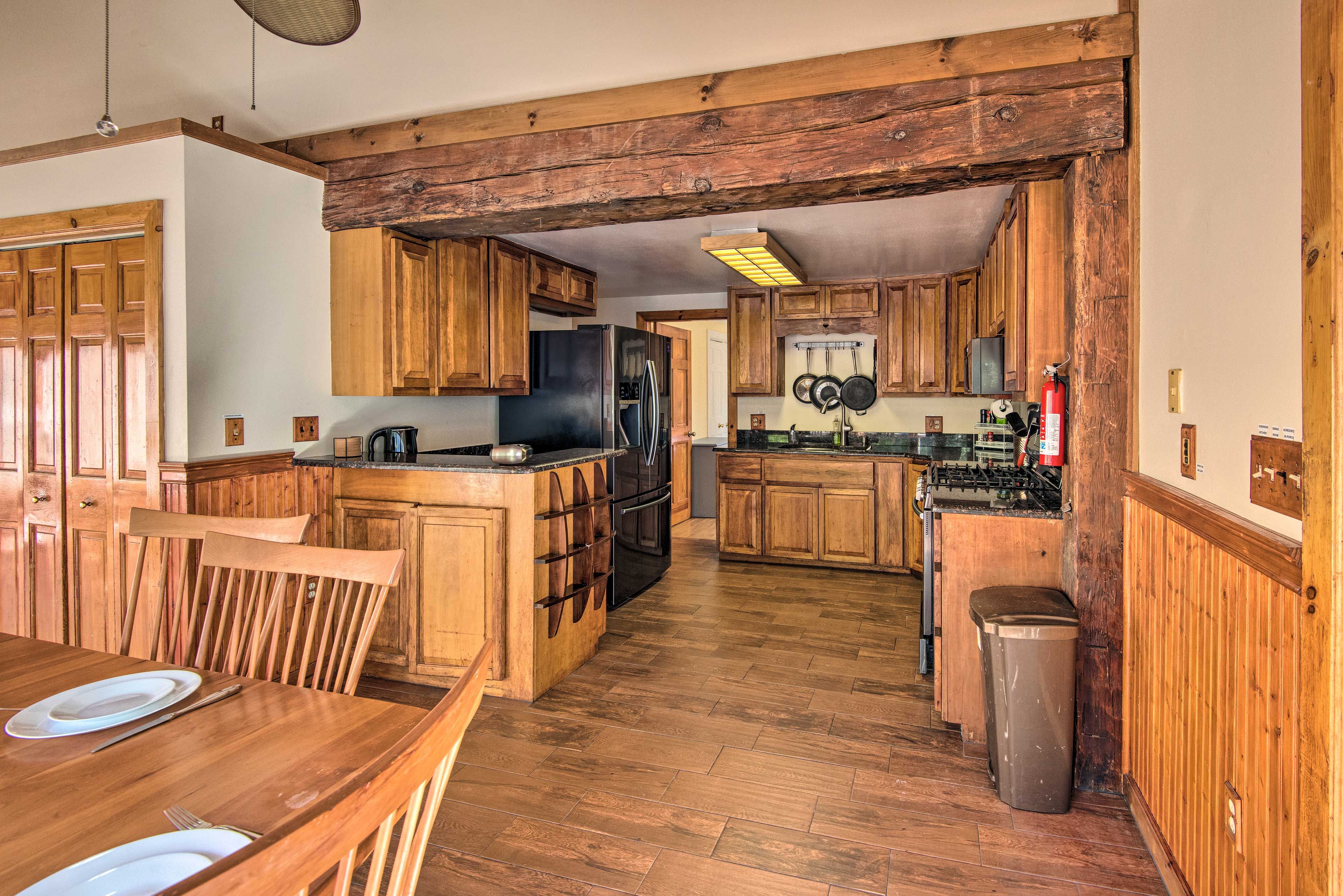 Kitchen | Fully Equipped | Cooking Basics