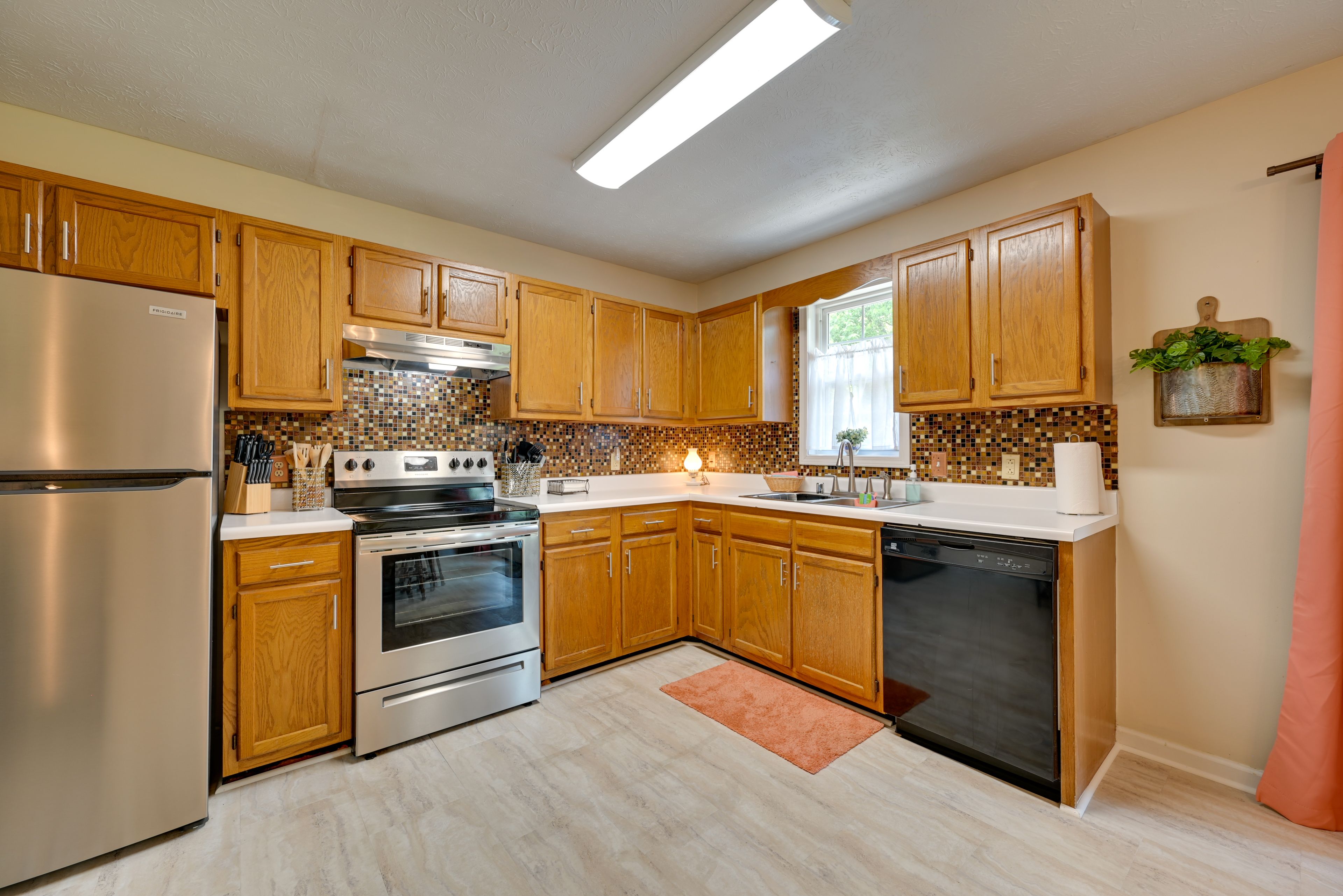 Kitchen | Fully Equipped | Microwave | Coffee Maker