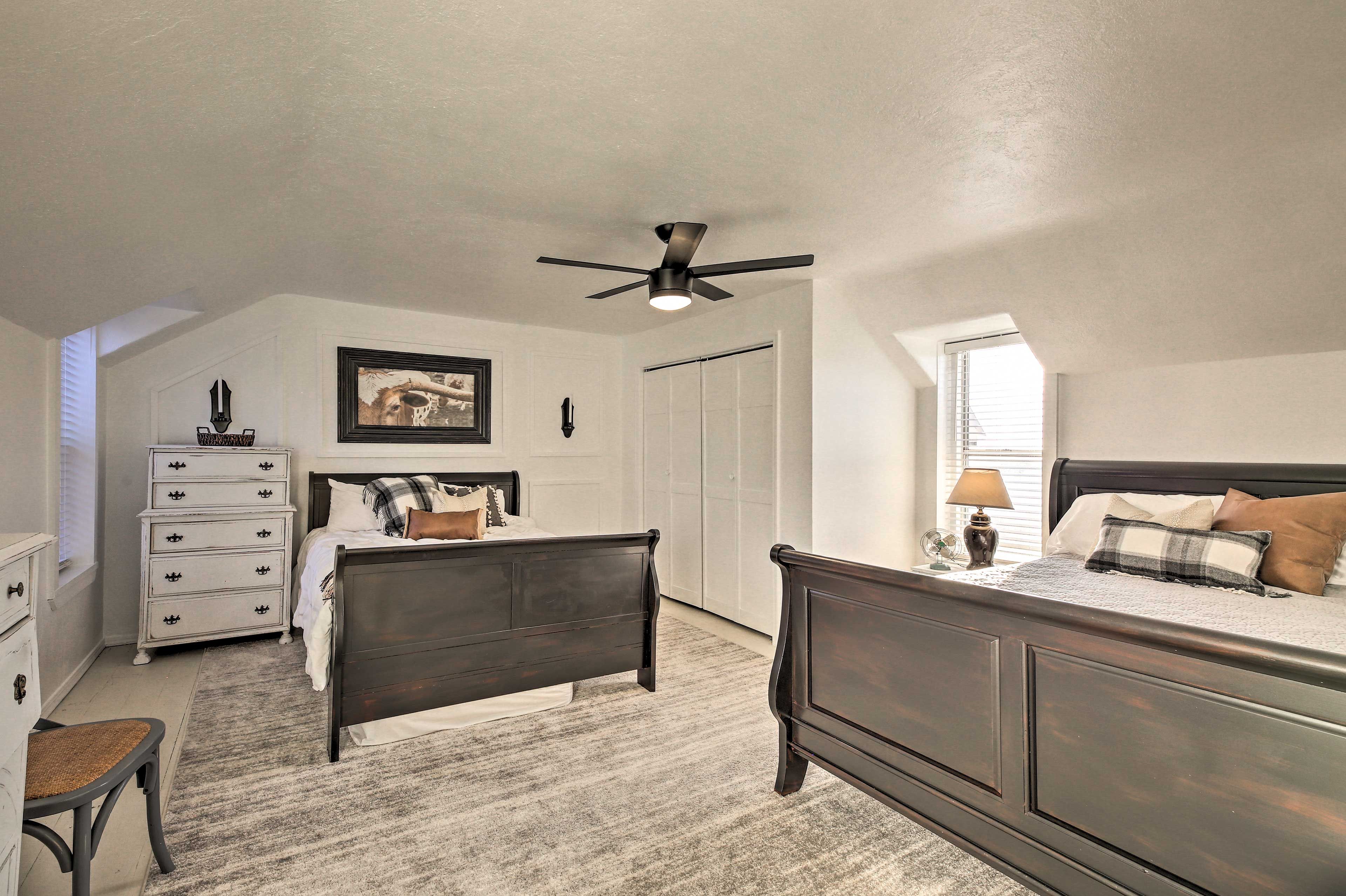 Bedroom 3 | 2 Queen Beds