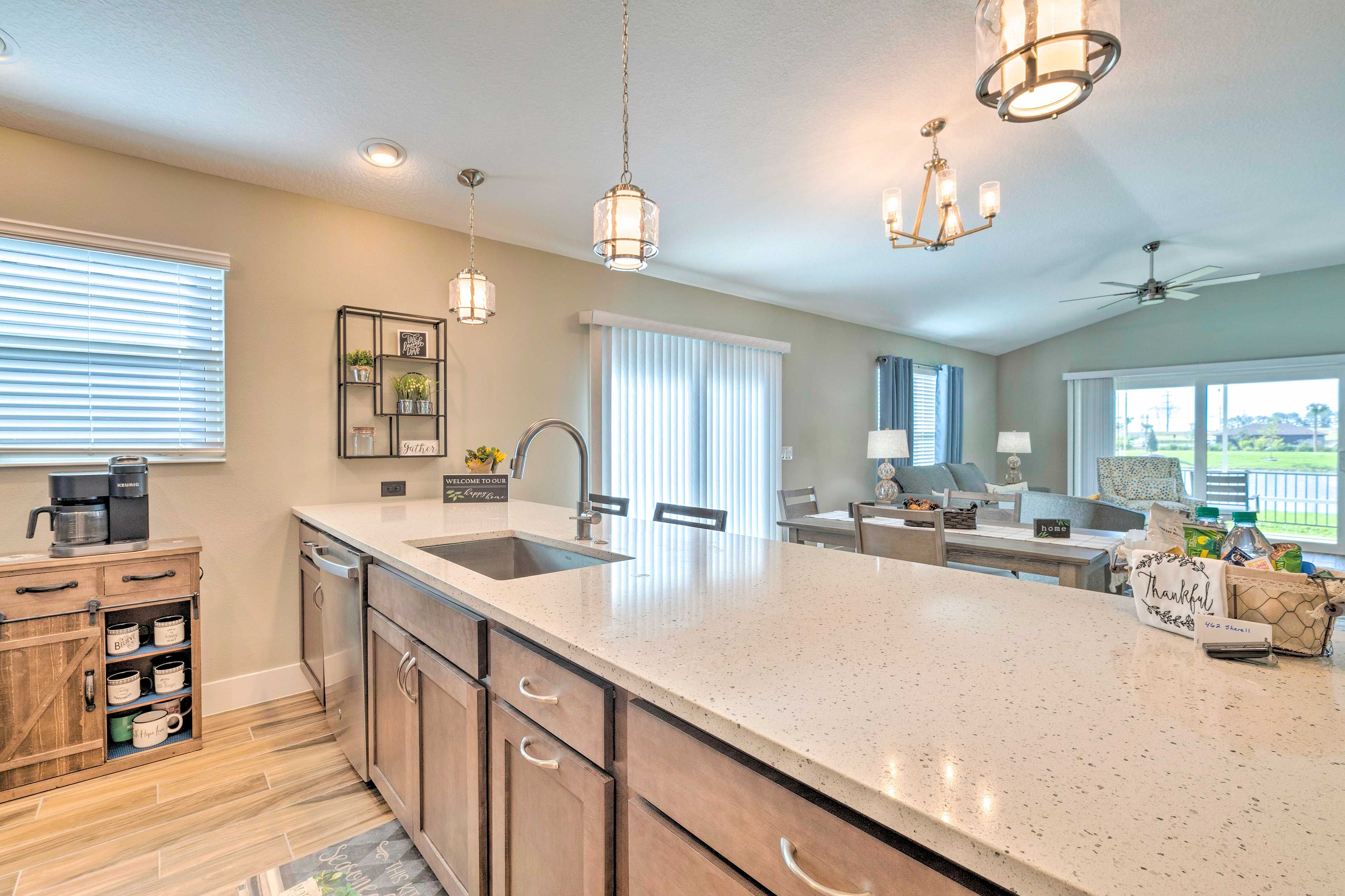 Fully Equipped Kitchen | Toaster